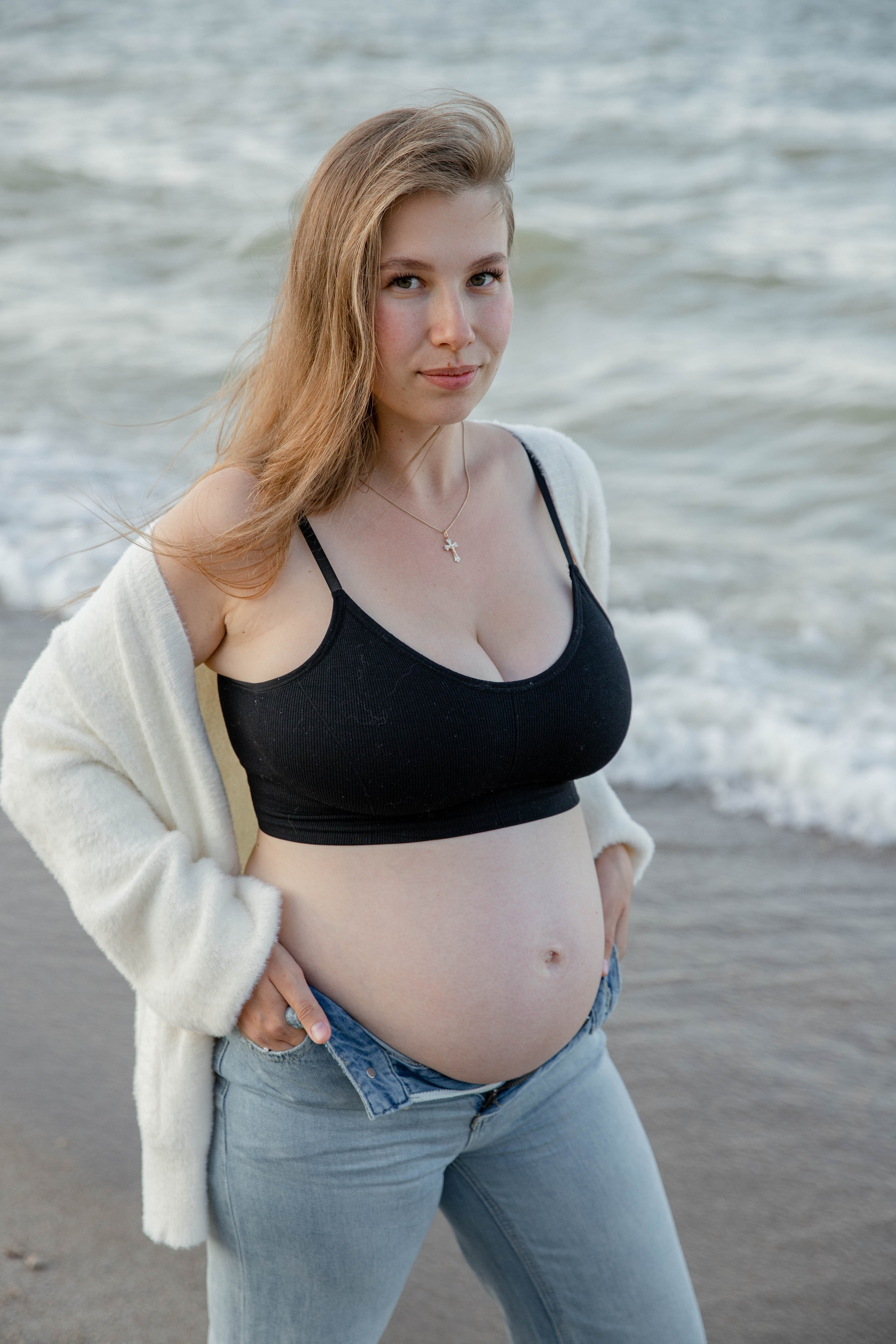 Фотосессия беременности на море. Свадебный фотограф Бакрымова Валентина