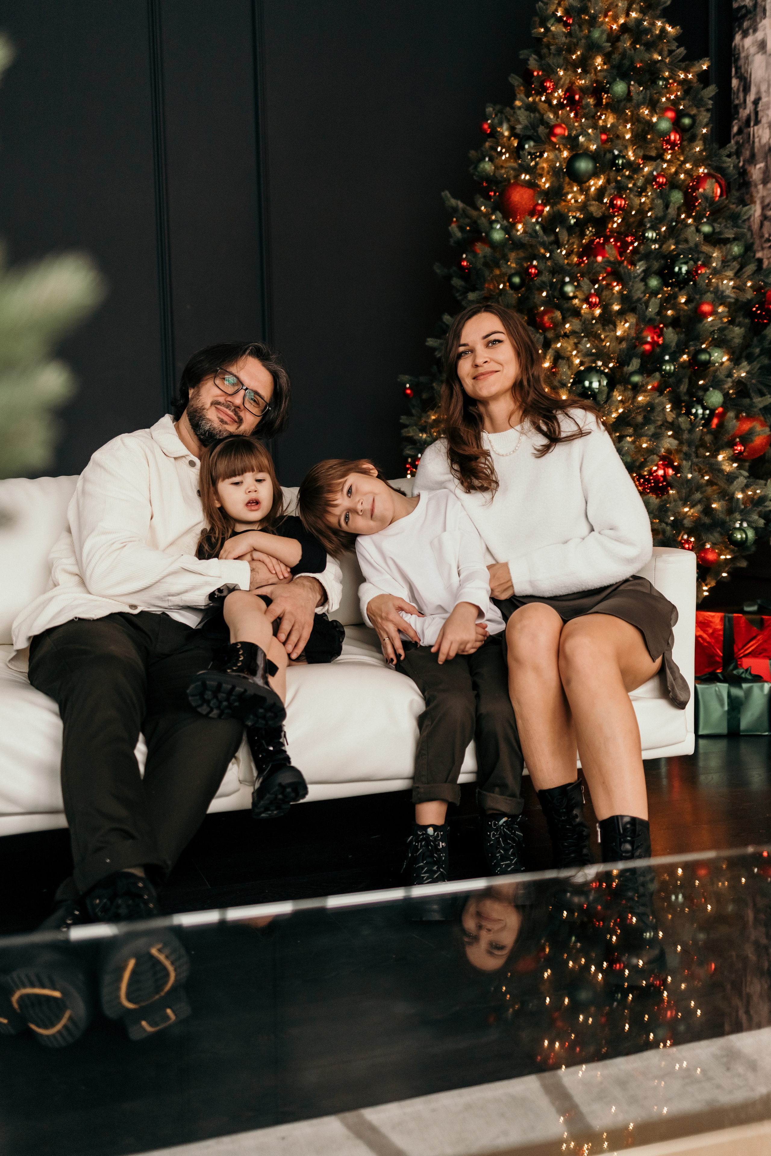 СВЕТА, ЖЕНЯ, ГЛЕБ И&nbsp;ПОЛИНА