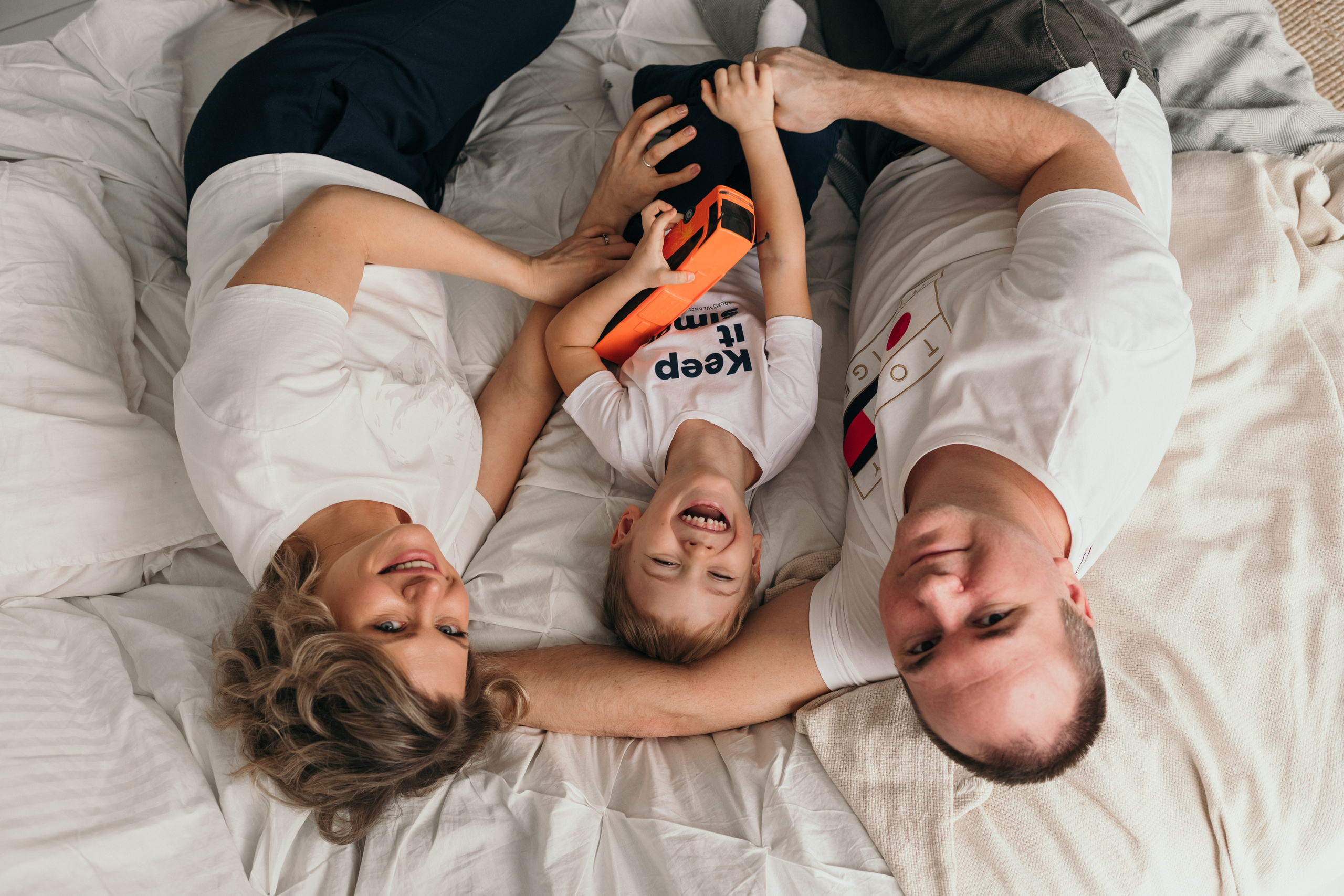 ПРОГУЛКА В ПОЛЕ. Семейный Фотограф в Санкт-Петербурге Пушкин Анастасия Дьяконенкова