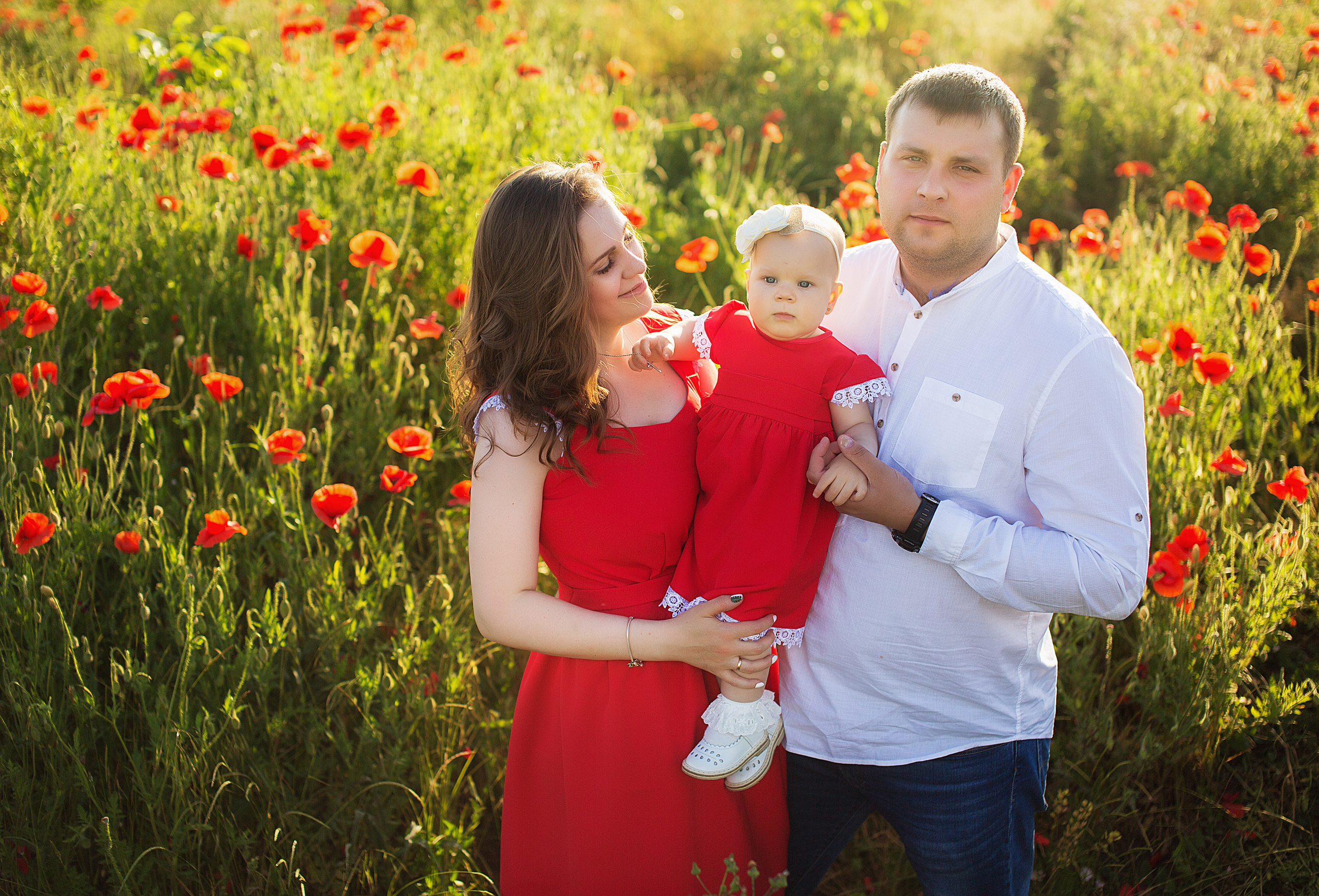Семейная съёмка в маках. Свадебный и семейный фотограф/видеограф в Краснодаре Наталья Осинская