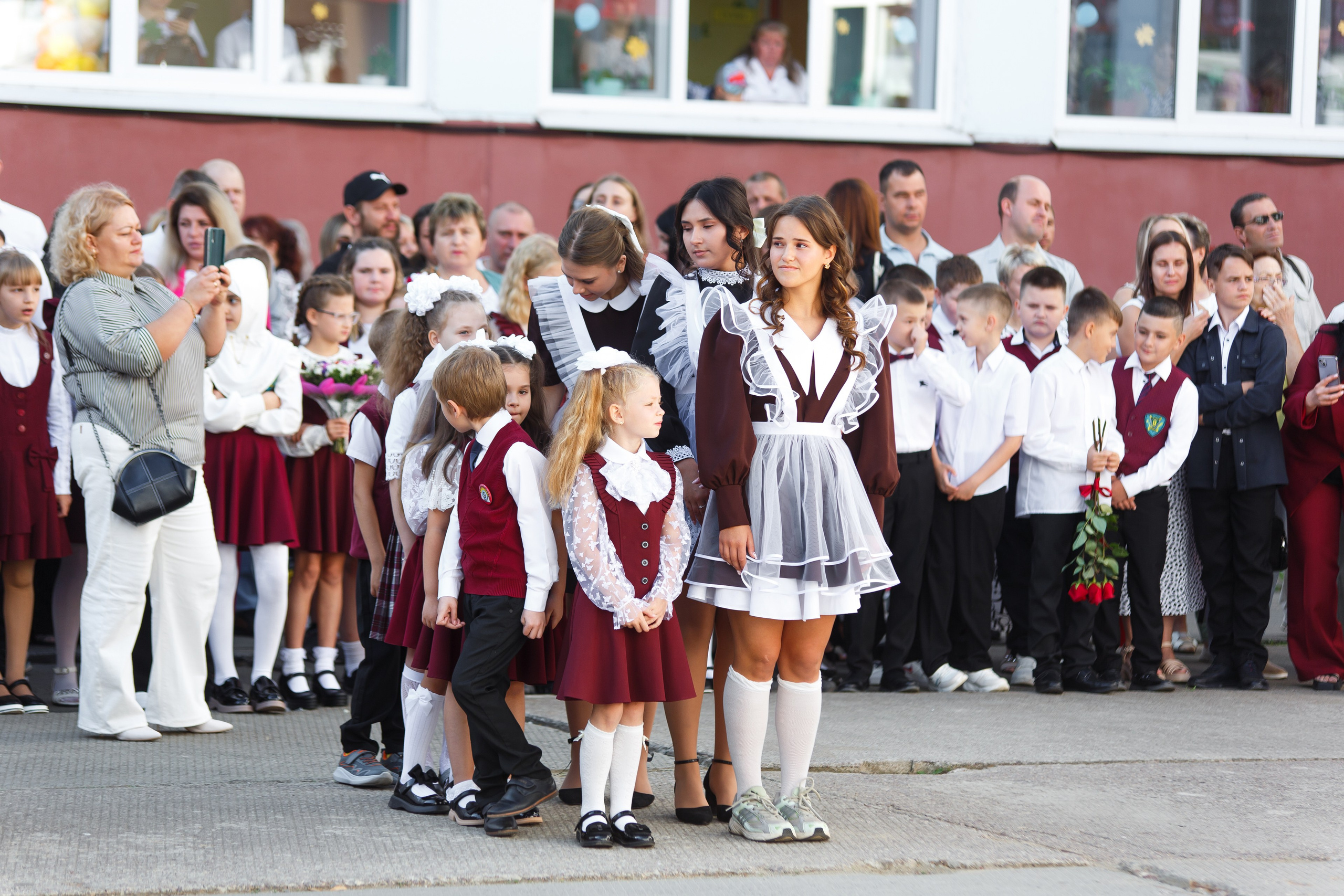 01 СЕНТЯБРЯ 2024 (МБОУ г. Мценска «Средняя школа № 9»). Профессиональный фотограф в Мценске и Орловской области