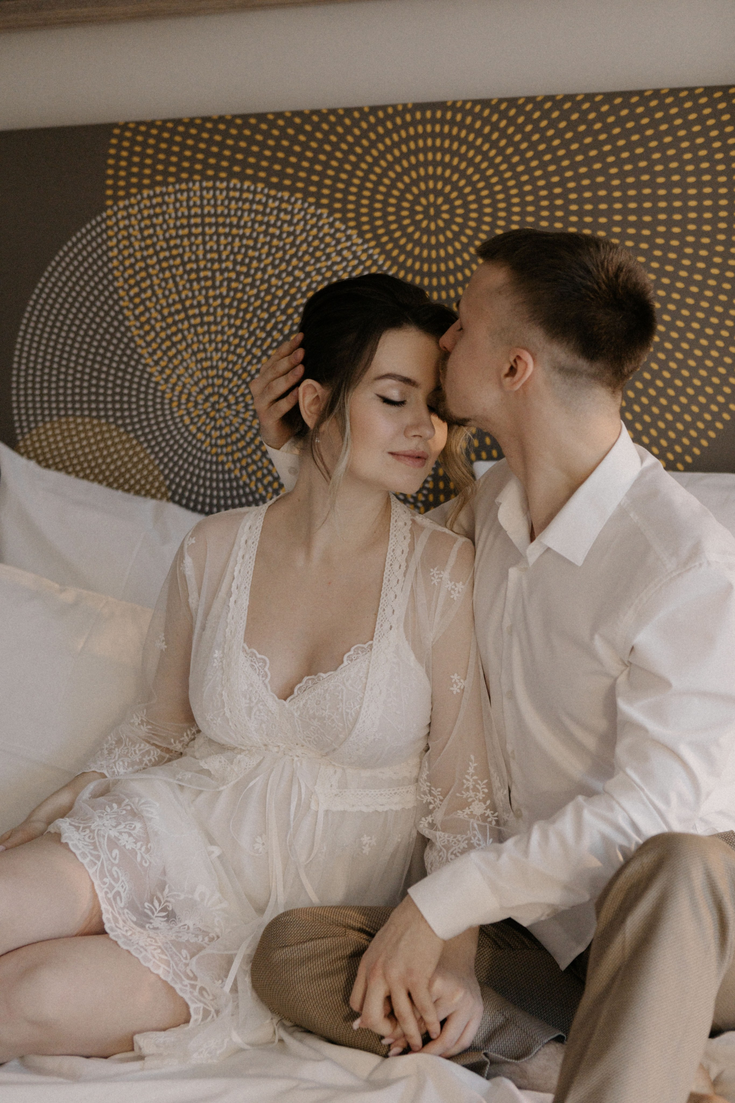 Ксюша и Илья. Утро в отеле роспись в Birds. Свадебный и портретный фотограф в Москве Анастасия Масюк