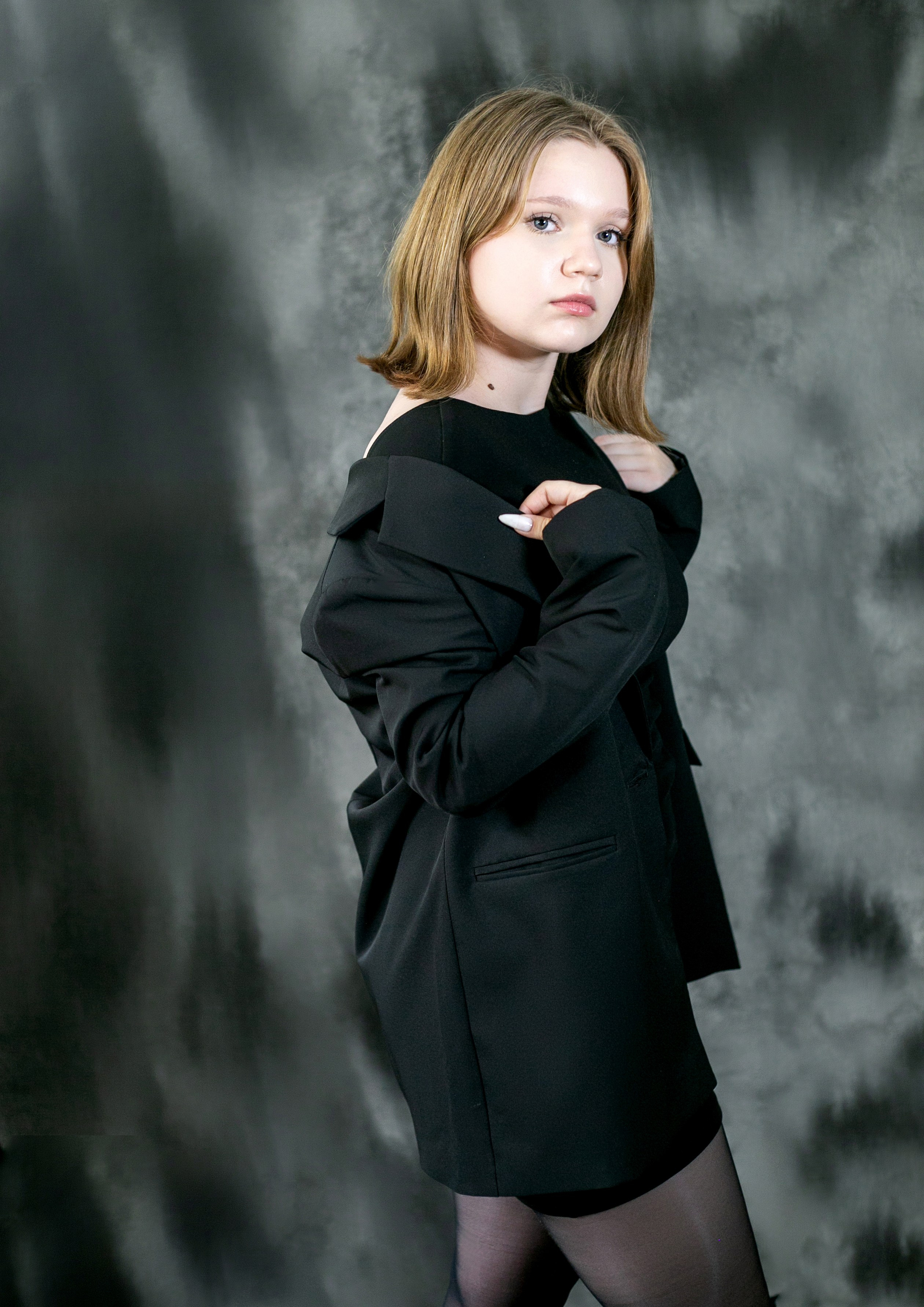 Портреты старшая школа (фоны, школа, улица). Выпускные альбомы Воронеж от Веры Соколовой