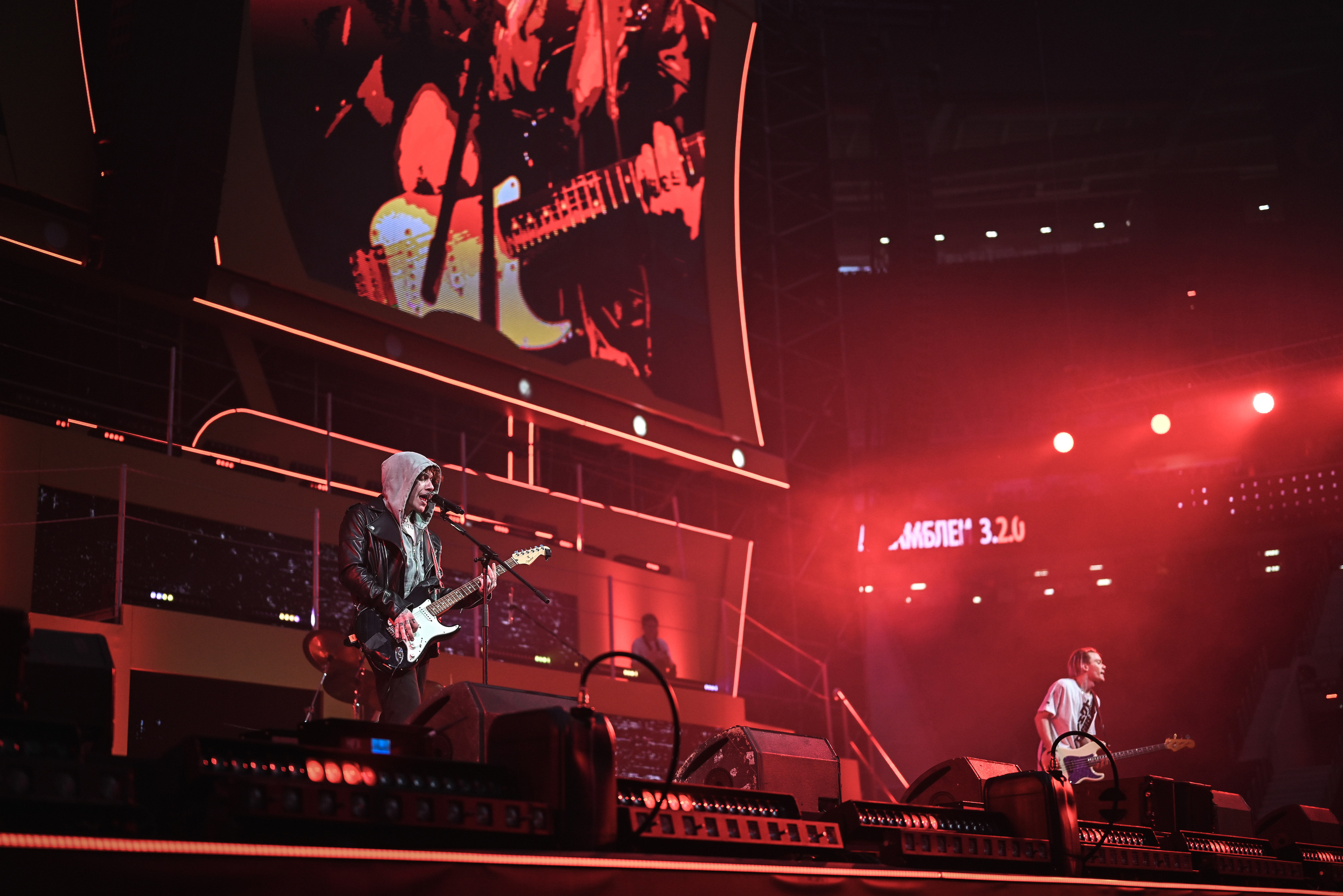 Санкт-Петербург Газпром Арена Петровские ассамблеи 3.2.0 Три Дня Дождя. Свадебный фотограф Санкт-Петербург СПб Виталий Богданов