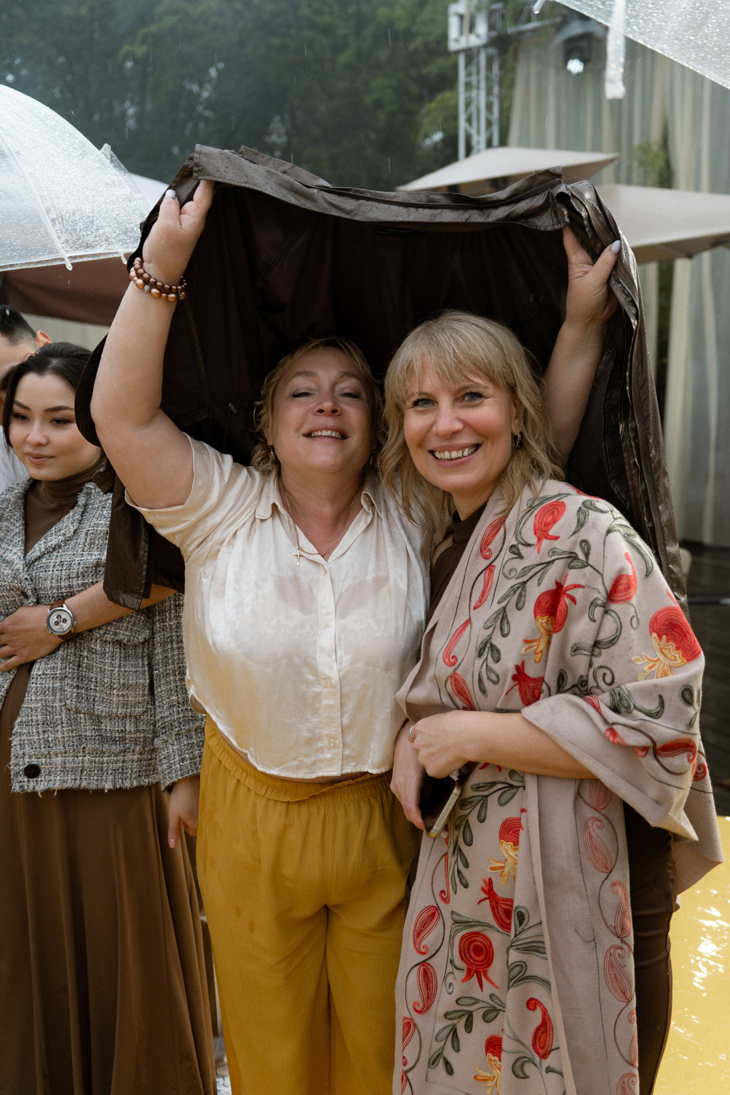 Майский Дождь. Полный день (сокращено). Семейный и портретный фотограф в Саратове Сахарова Маша