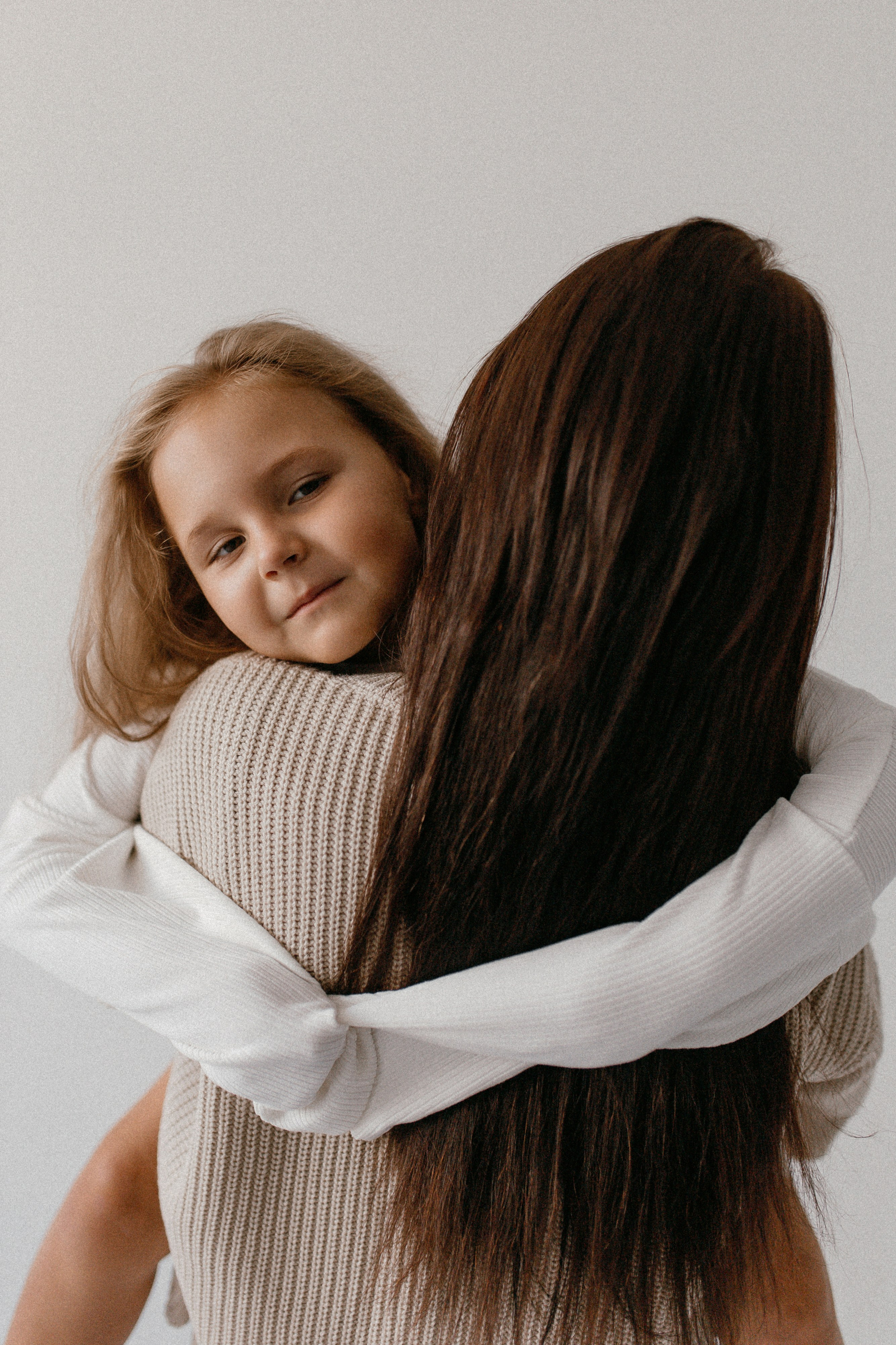 Есения и мама. Семейный фотограф Губкин/Старый Оскол