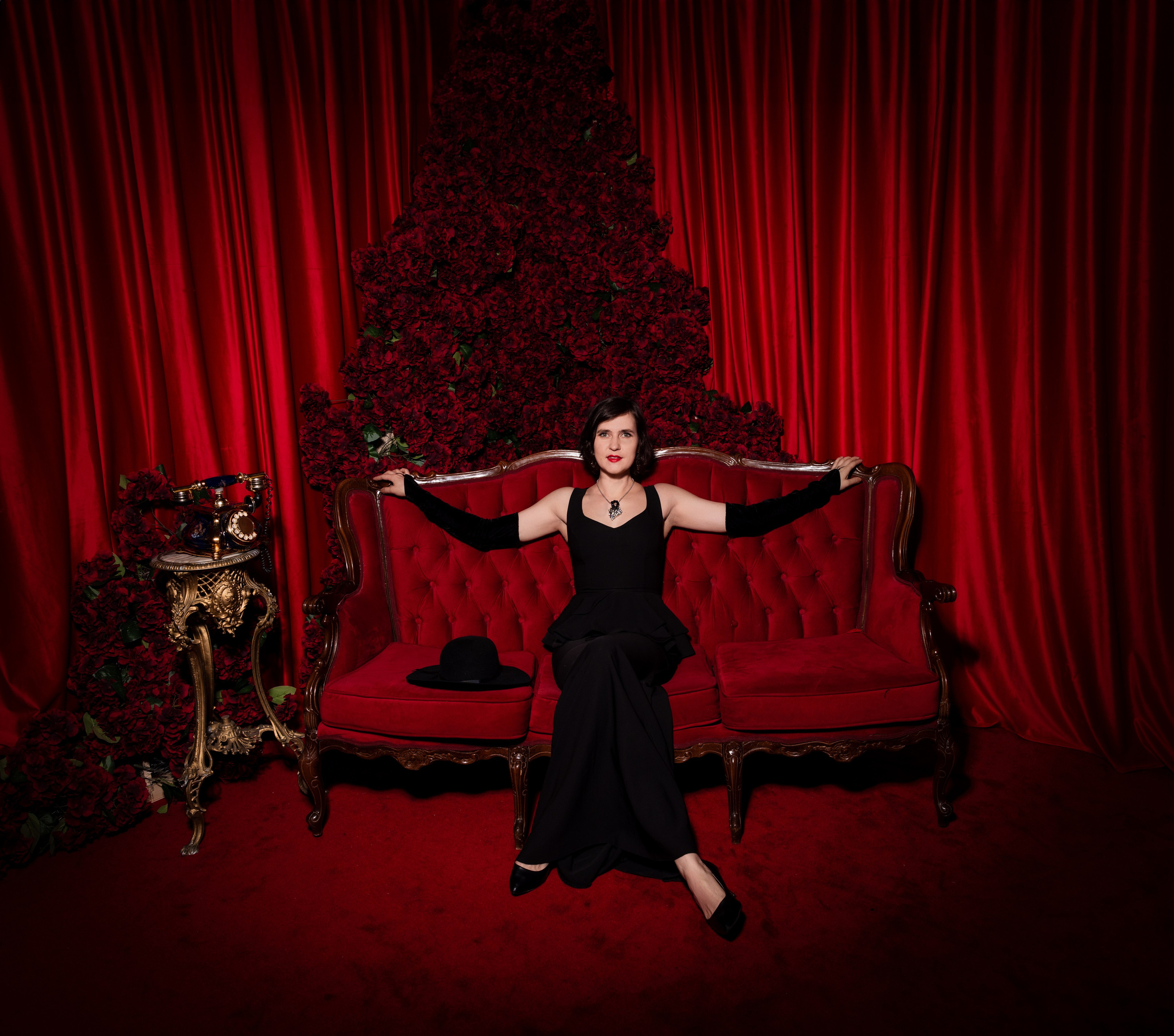 LADY IN RED. Shamirov Arkadiy