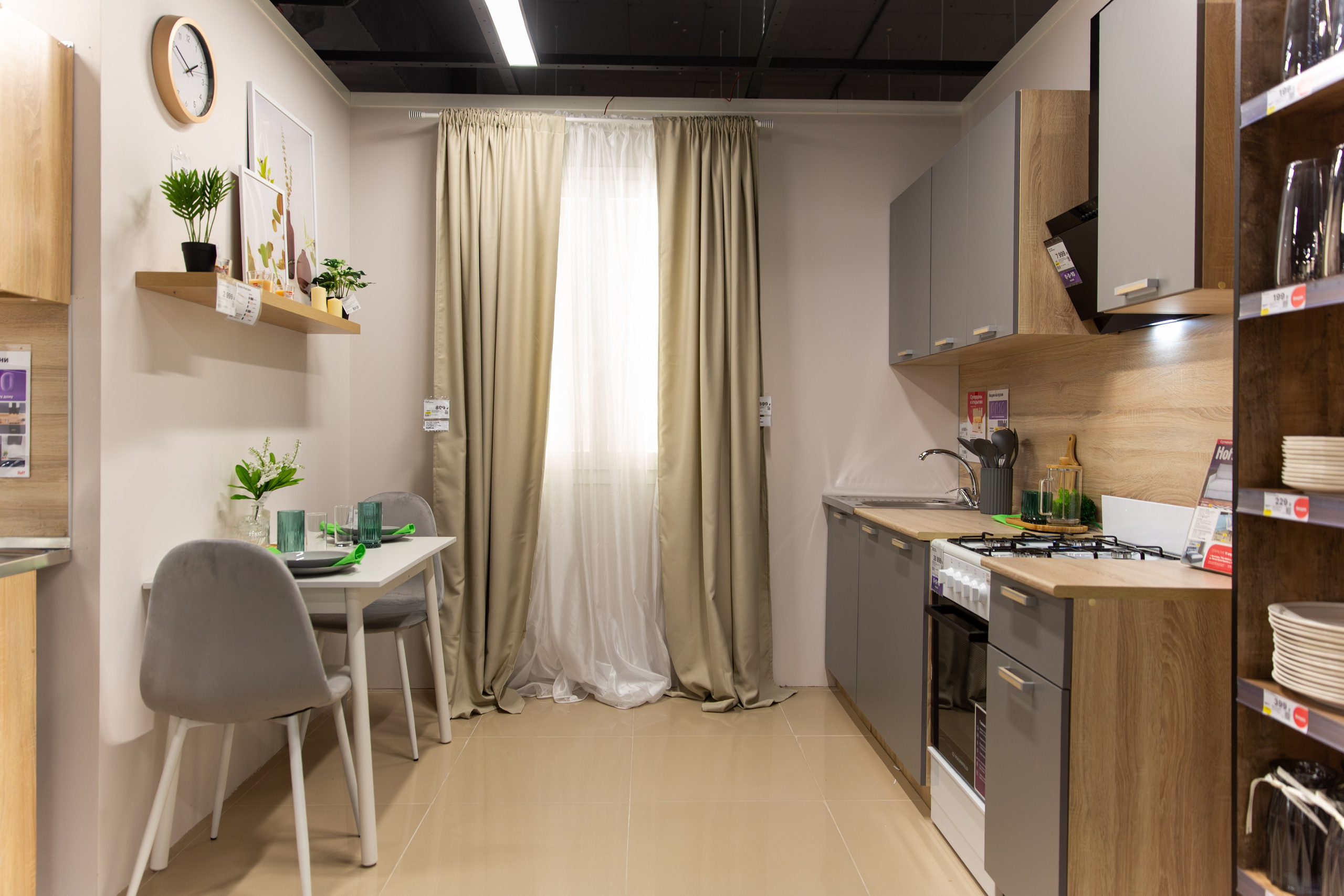 Открытие HOFF. Свадебный и репортажный фотограф в Ярославле Евгений Шовдин