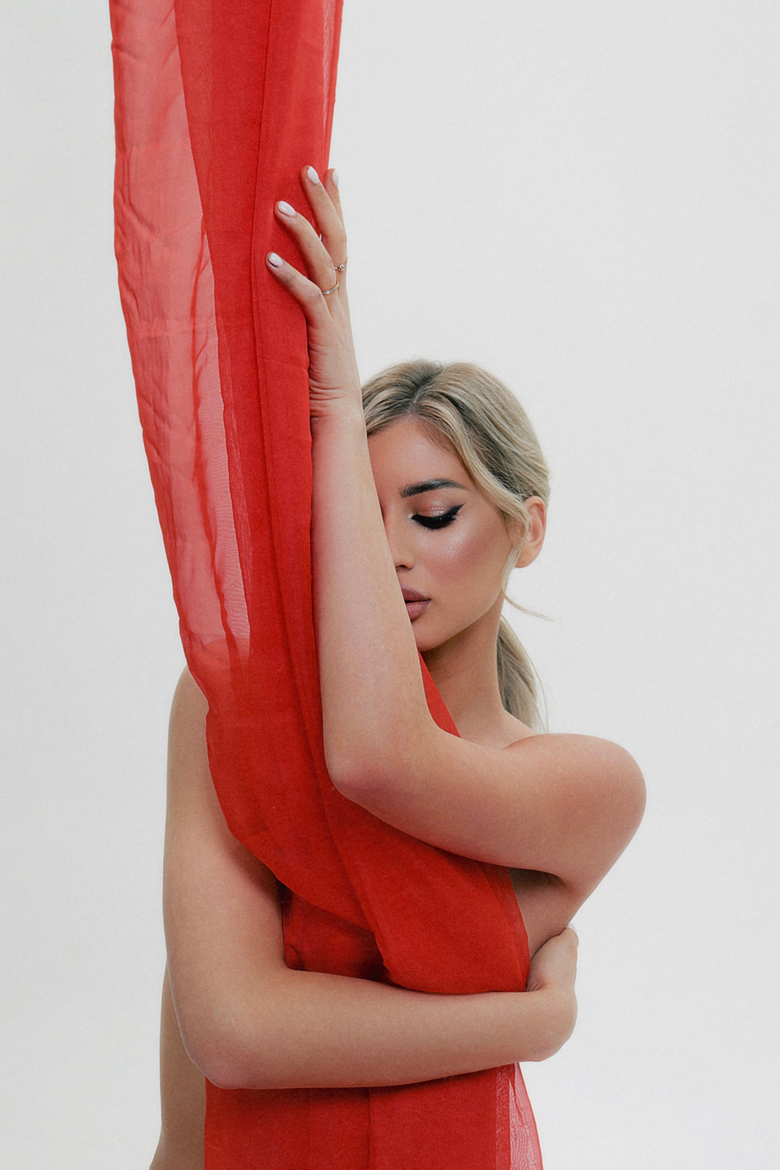 Фотограф в Москве, индивидуальные фотосессии Москва, съемки для маркетплейсов Москва, съемки мероприятий Москва, видеосъемка Москва, Фотограф Одинцово, индивидуальные фотосессии Одинцово, съемки для маркетплейсов Одинцово, съемки мероприятий Одинцово, видеосъемка Одинцово