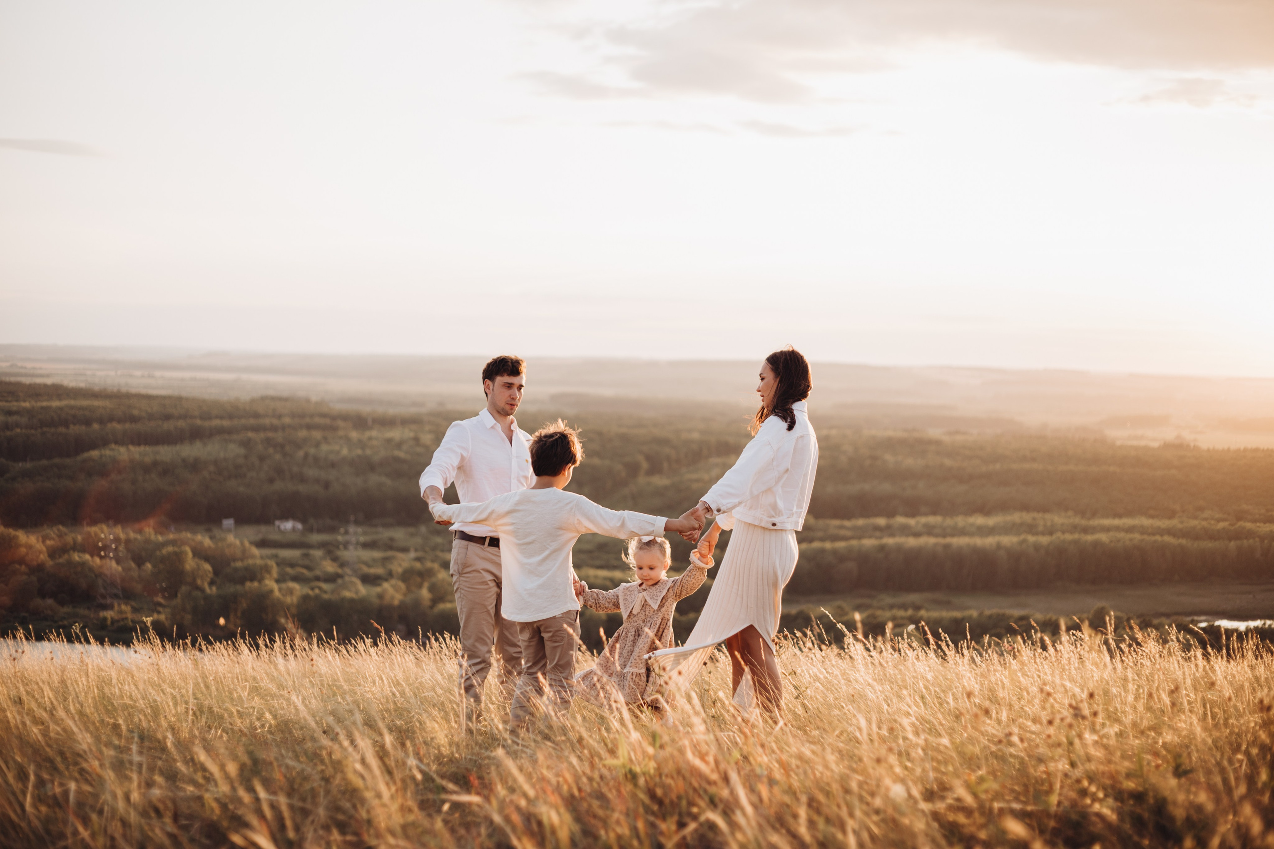 Папа, мама, Елисей и Ева. Регина Мингалимова, семейный и свадебный фотограф в Казани