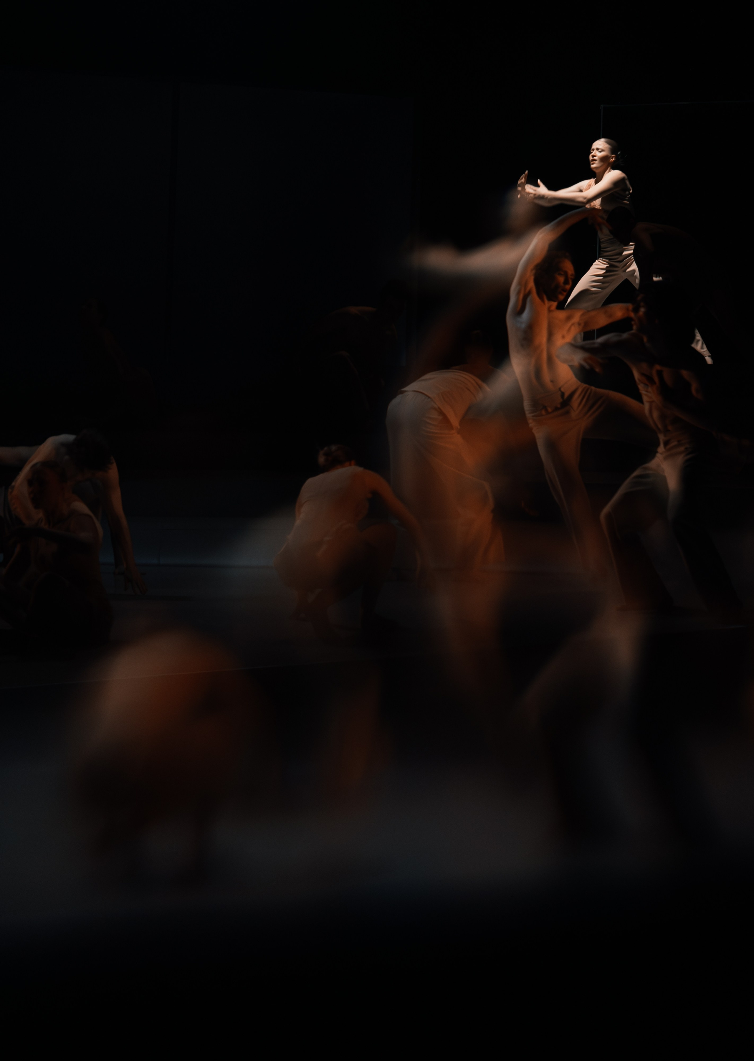 KONTAKT. Fusion Wedding Photographer