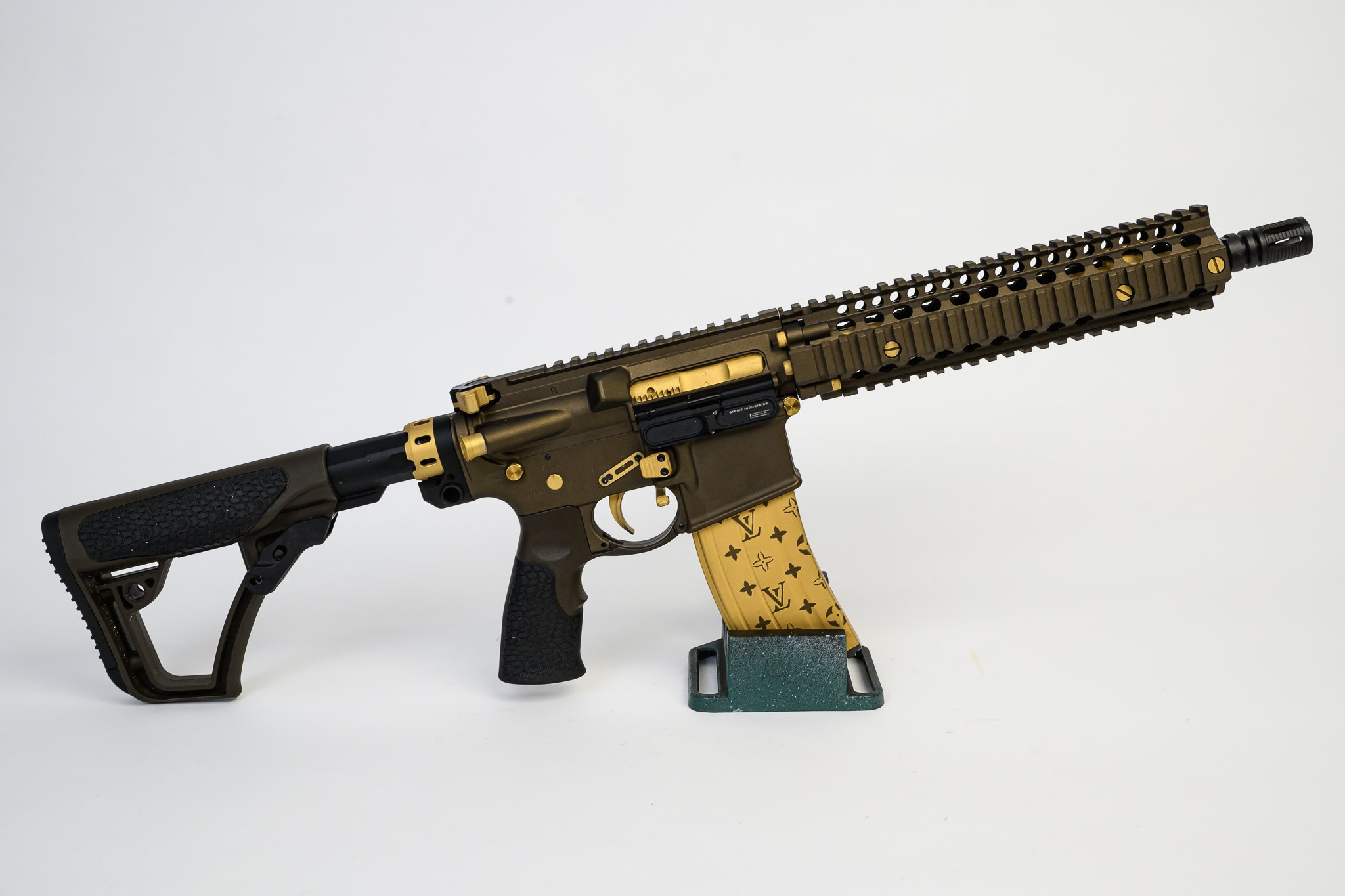 Как проходит покраска страйкбольного оружия в Cerakote. Страйкбольная мастерская Бигич Воркшоп