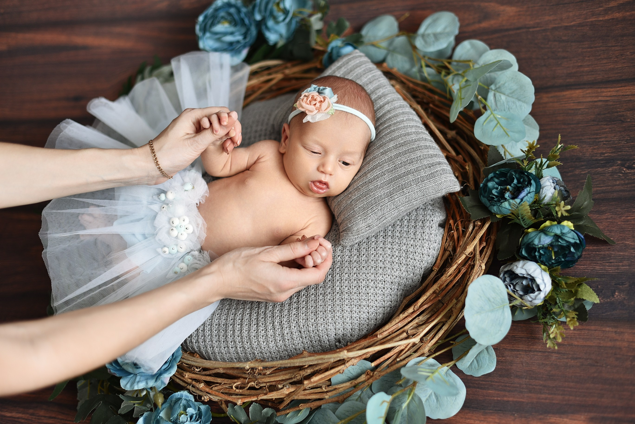 Оливия 14 дней. Фотограф беременности и новорожденных малышей Анастасия Никитина