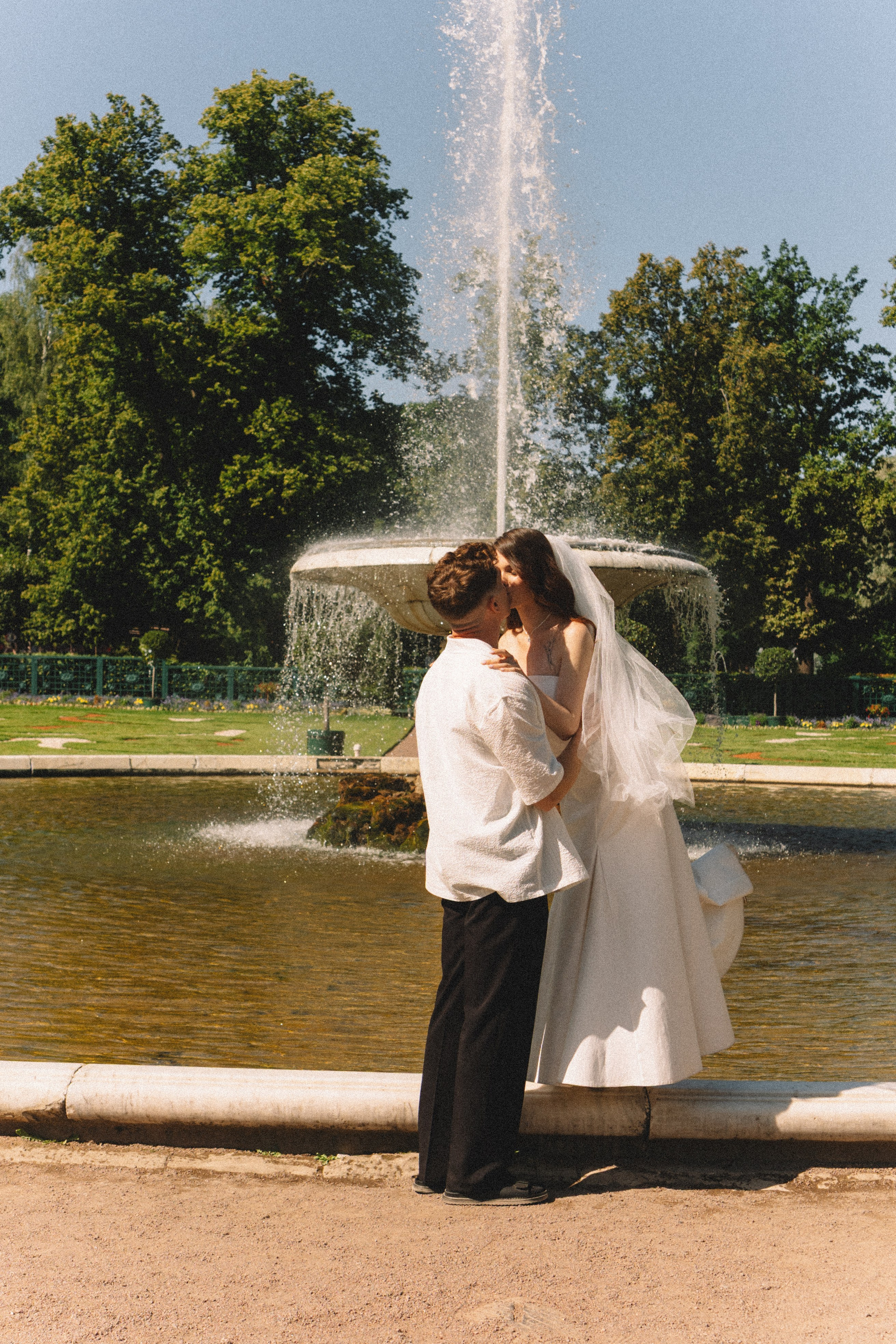 СВАДЕБНАЯ СЬЕМКА В ПЕТЕРГОФЕ И СЬЕМКА РЕПОРТАЖА В ЗАГСЕ ПЕТЕРГОФА. Профессиональный фотограф, Санкт-Петербург — Виктория Богомолова
