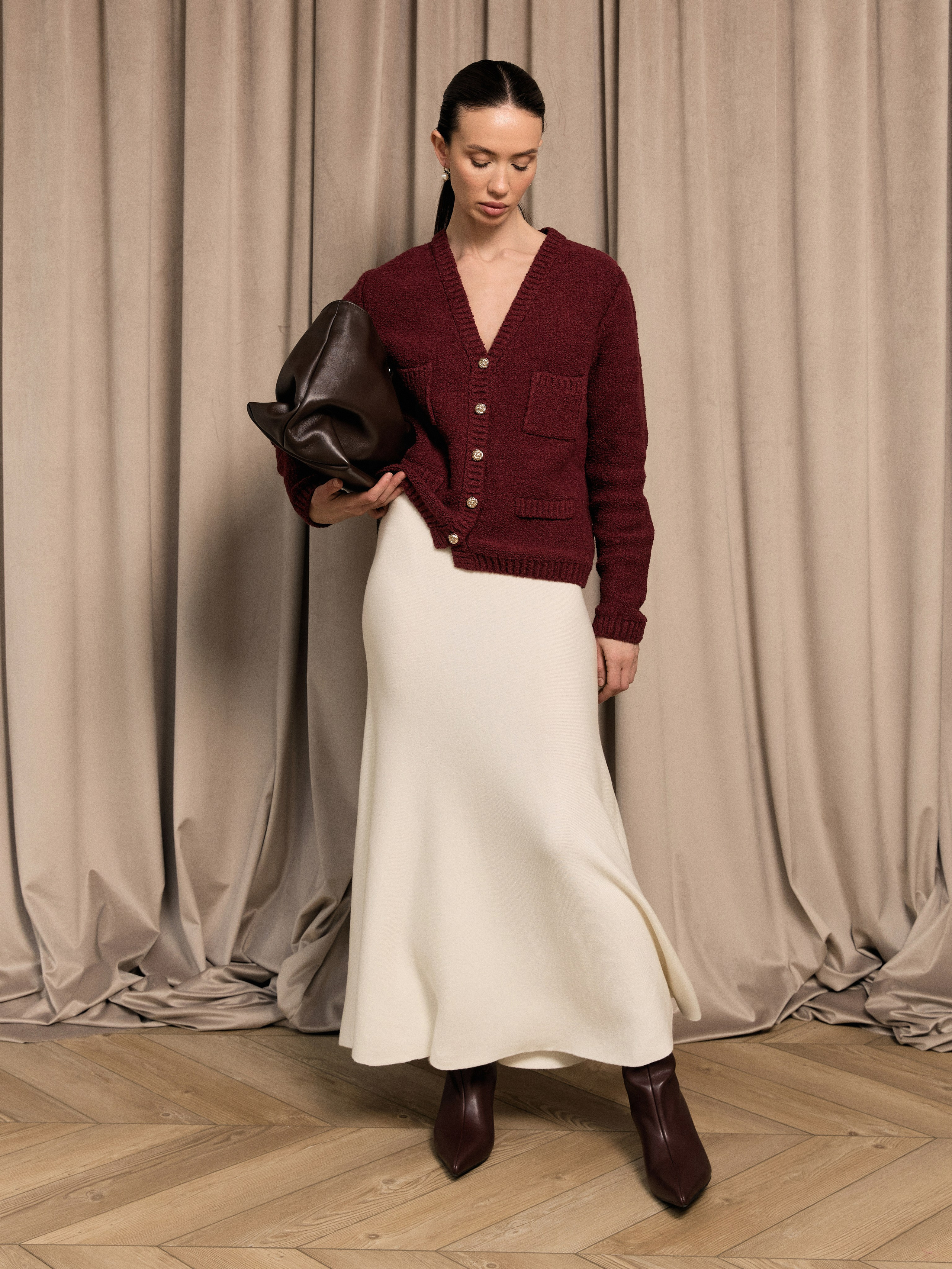 Red Cardigan. Фотограф в Москве и Сургуте Алла Лесовая. Снимаю каталог для брендов и индивидуальные портреты для людей