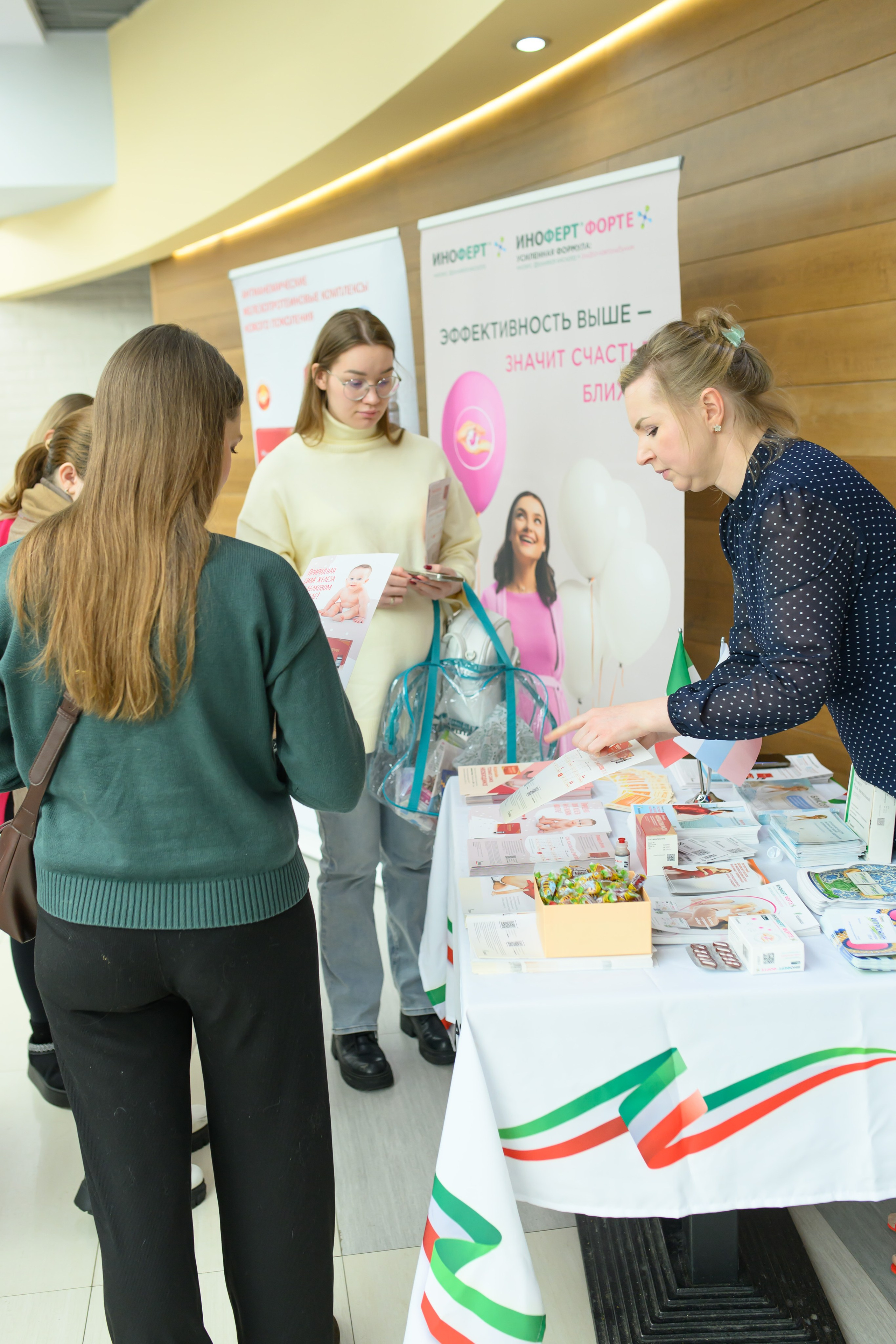 Фотоотчет праздника материнства февраль 2026 г. Профессиональный фотограф Елена Красилина г.Ярославль, г. Рыбинск