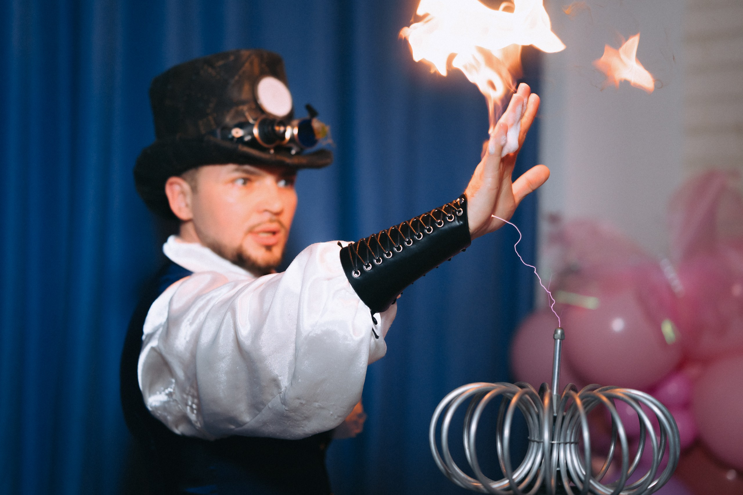 День рождения. Komonev