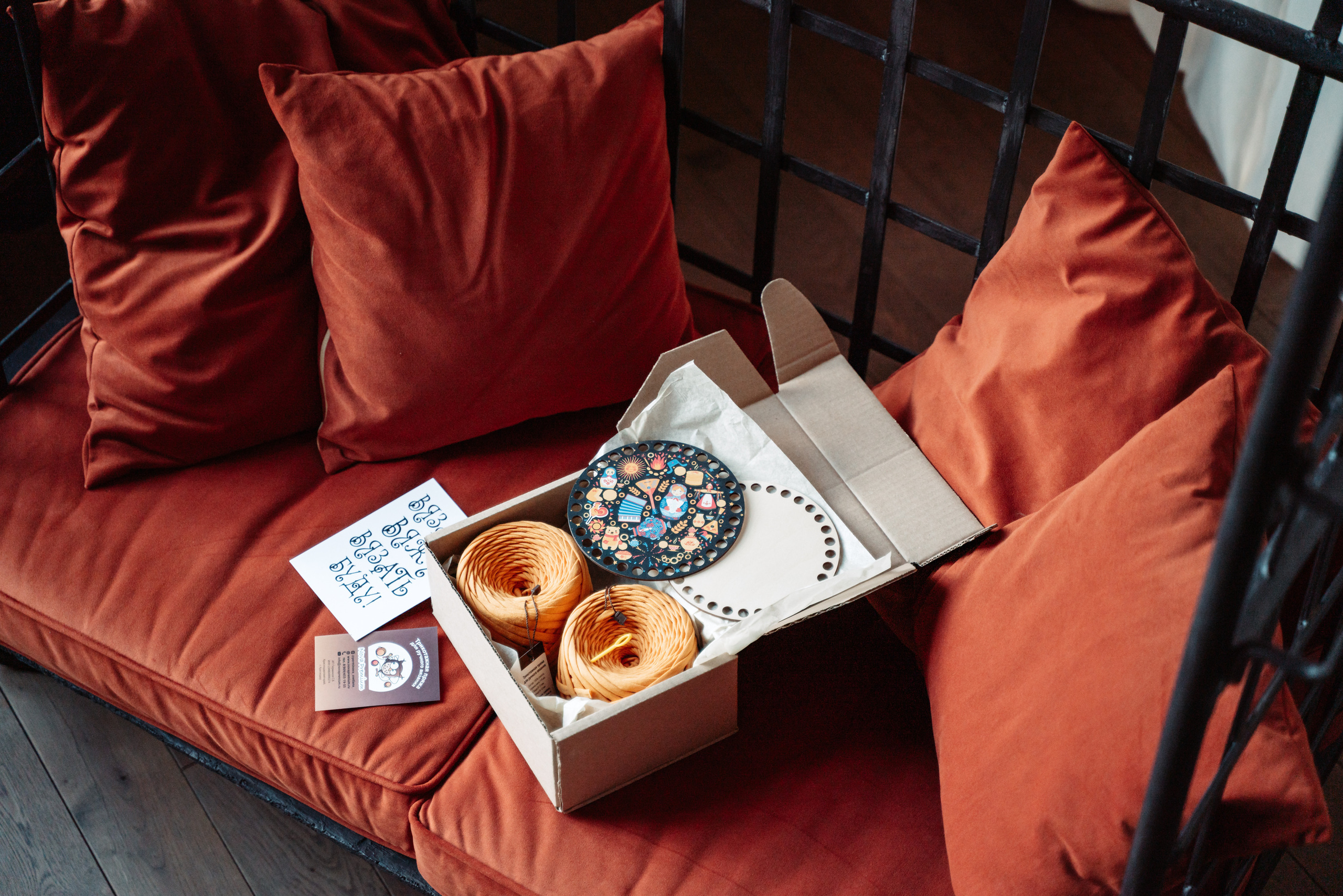 Светлана. Производство трикотажной пряжи, продажа наборов для творчества. Семейный и бренд фотограф