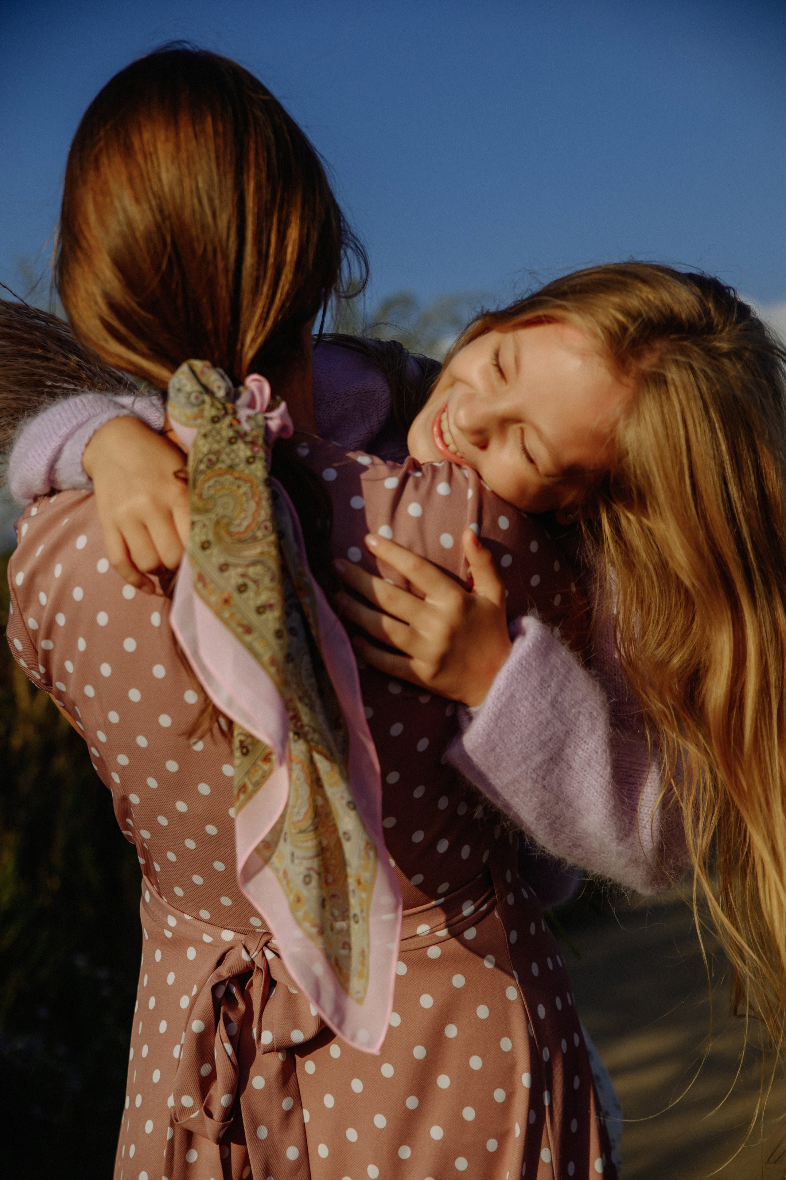 Олеся и Эвелина. Фотограф Ярмишко Дарья. Выпускные фотокниги