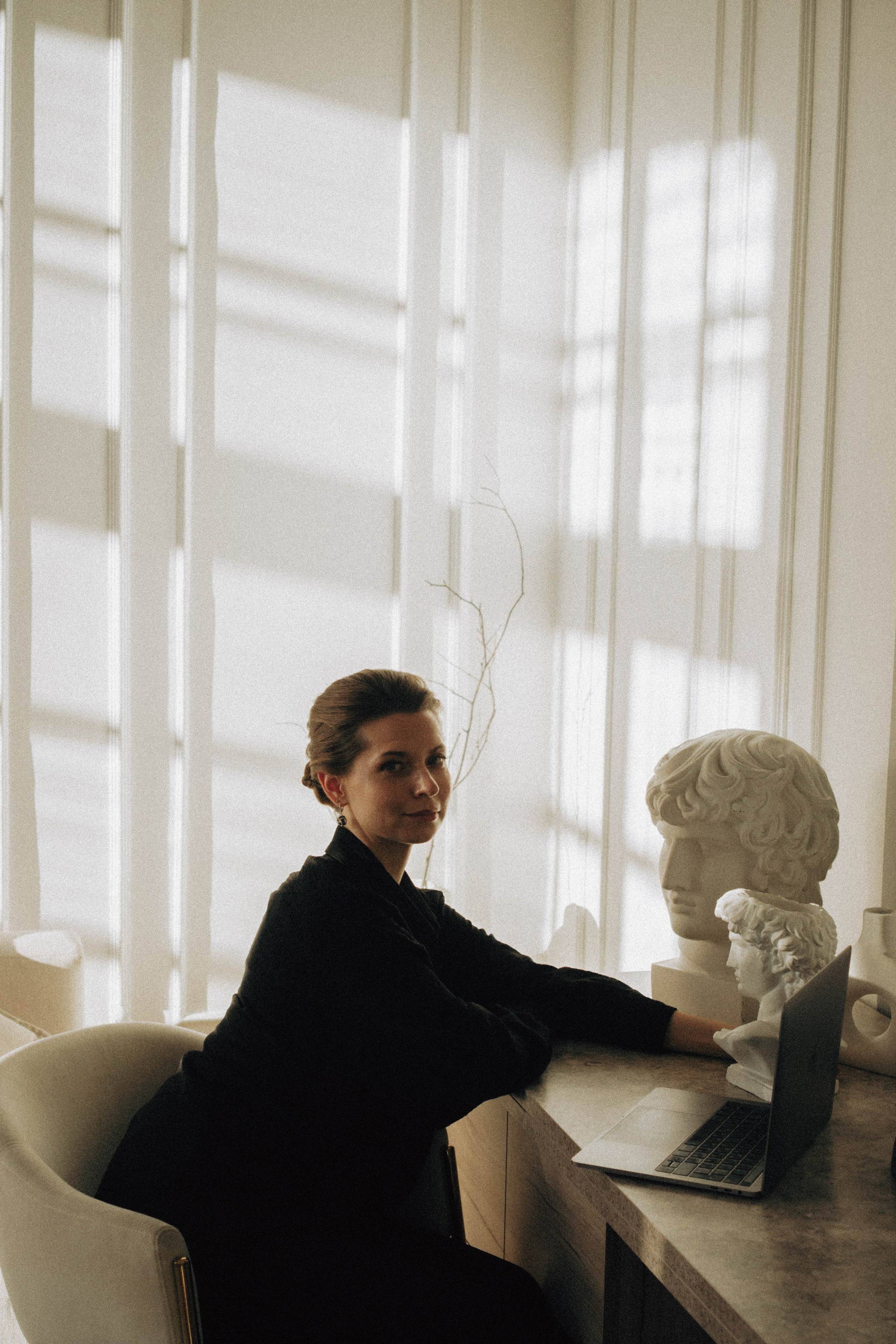 ФОТОСЕСИИЯ В СТУДИИ ДЛЯ ДЕВУШКИ ПСИХОЛОГА. Профессиональный фотограф, Санкт-Петербург — Виктория Богомолова