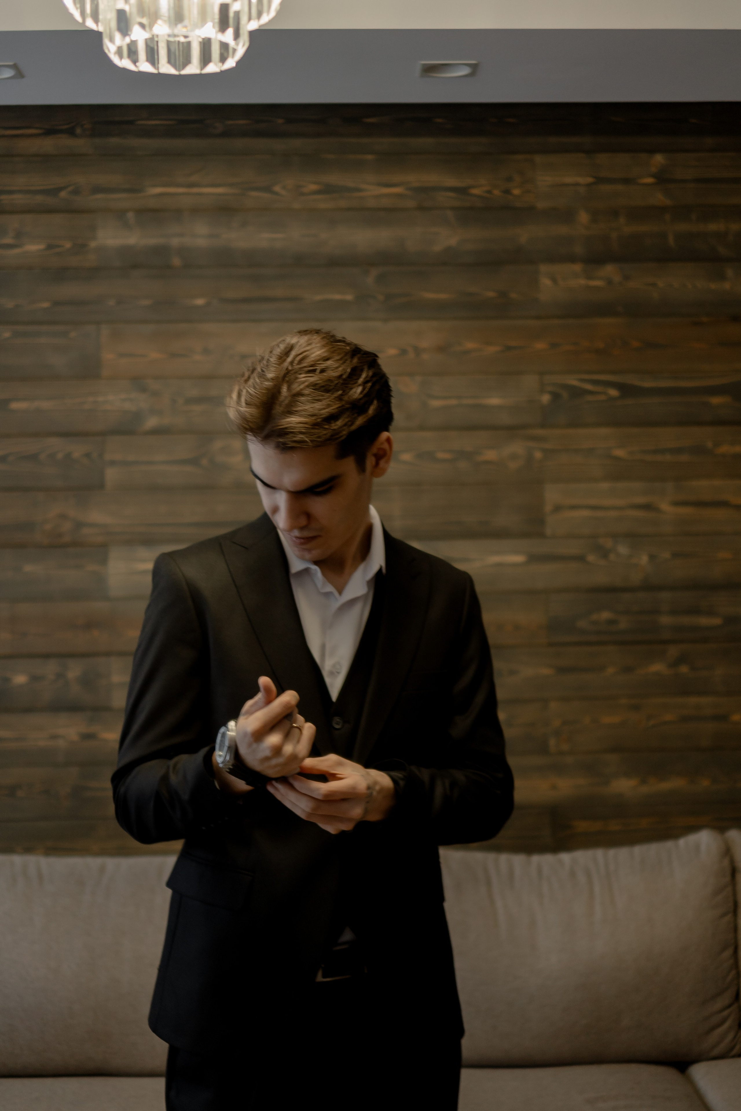 СВАДЕБНАЯ СЬЕМКА СБОРОВ В ОТЕЛЕ И ВЫЕЗД НА ЦЕРЕМОНИЮ (СНЯТО В СИБИРЕ В НИЖНЕВАРТОВСКЕ). Профессиональный фотограф, Санкт-Петербург — Виктория Богомолова