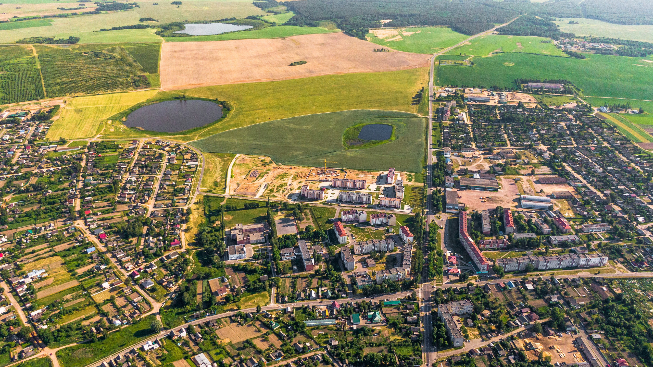 Чечерск с дрона. Роман Свободный — интерьерная и архитектурная съёмка, Москва и МО