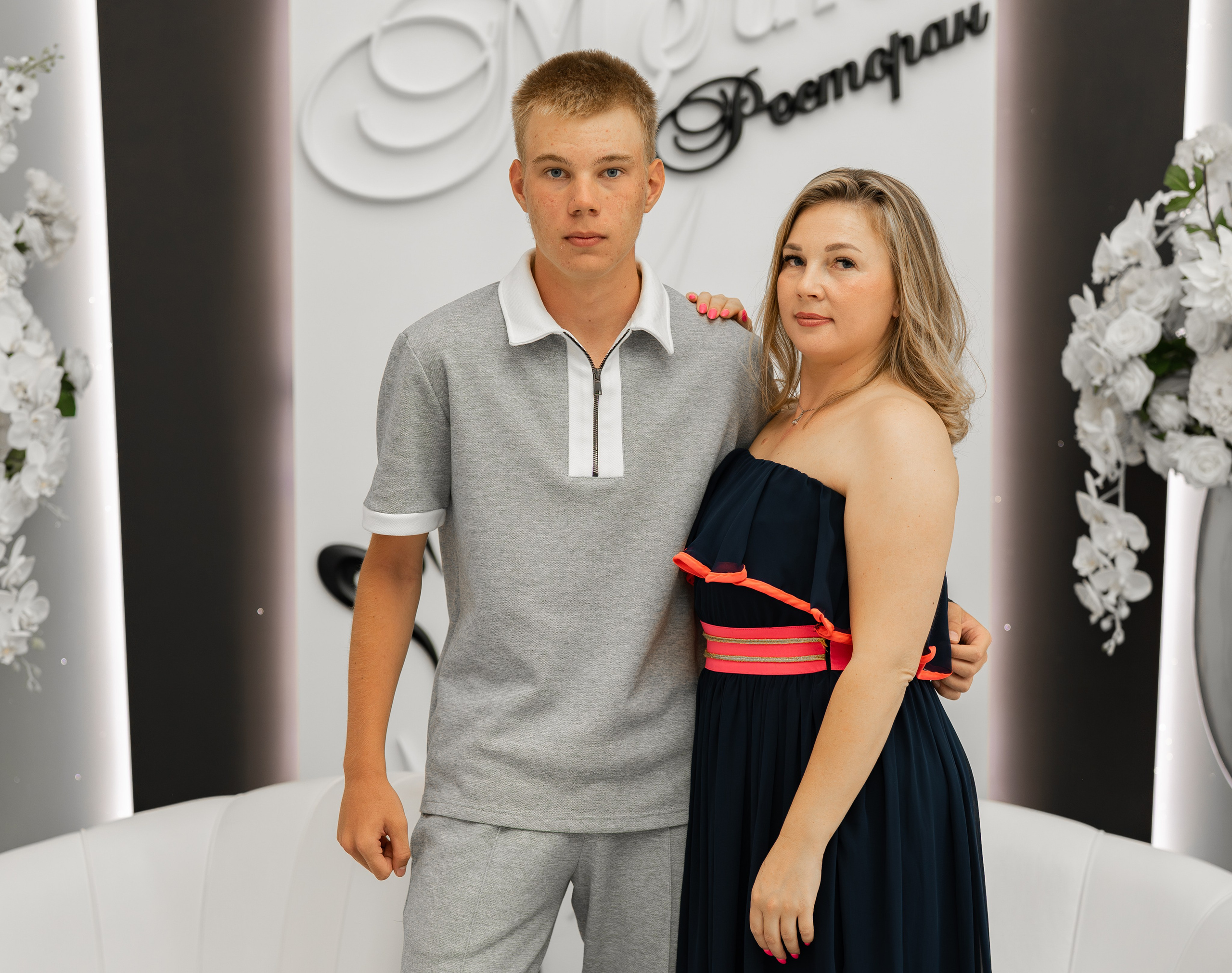 Школьный бал. Фотограф видеограф Геннадий Янбаев в Сочи, Краснодаре