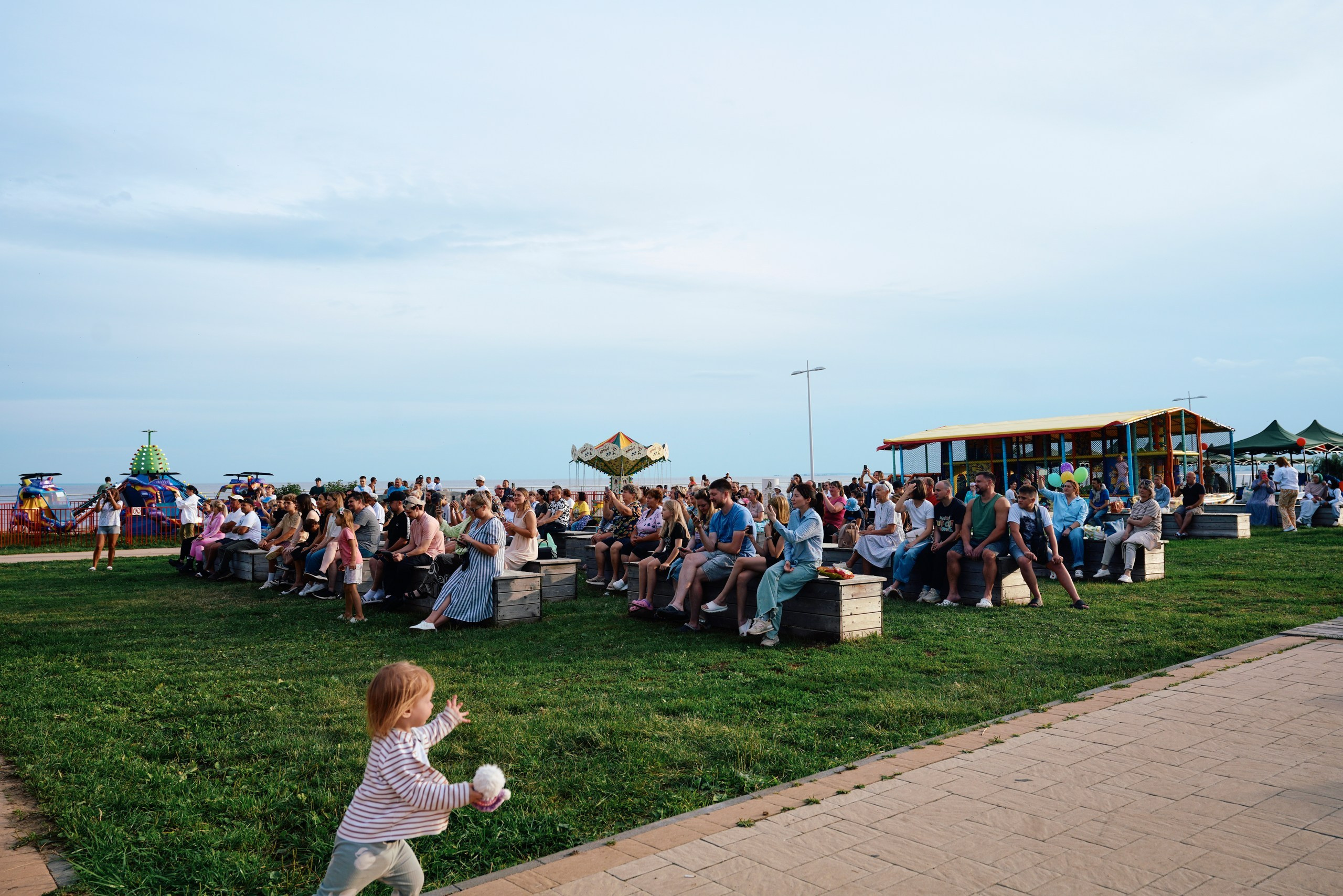 Пляжный маркет 2024, г. Лаишево. Фотограф Казань