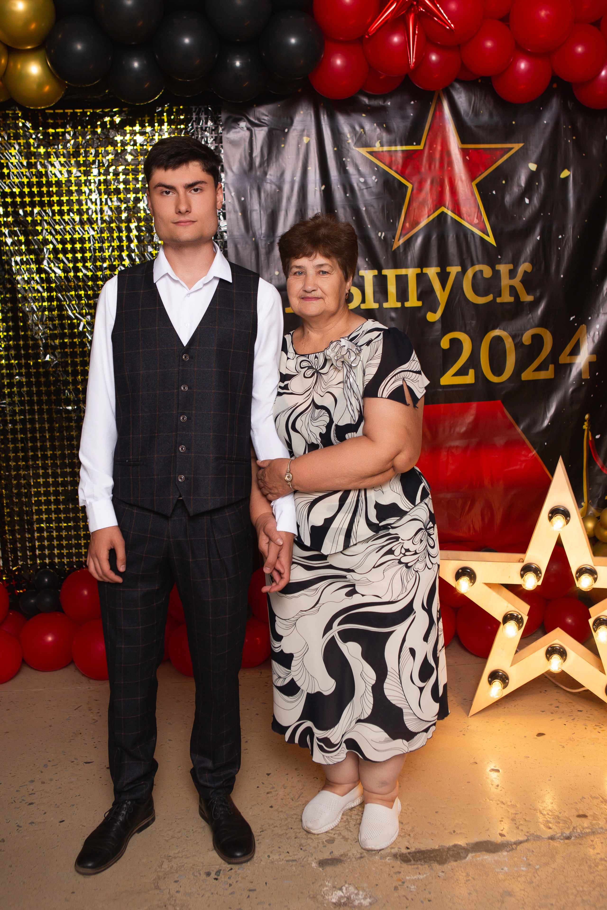 ФОТОСЕССИЯ С РОДИТЕЛЯМИ «ВЫПУСКНОЙ» 2024 г. 9 ШКОЛА г. МЦЕНСК. ТВОЙ АЛЬБОМ / ТВОИ ПРАВИЛА