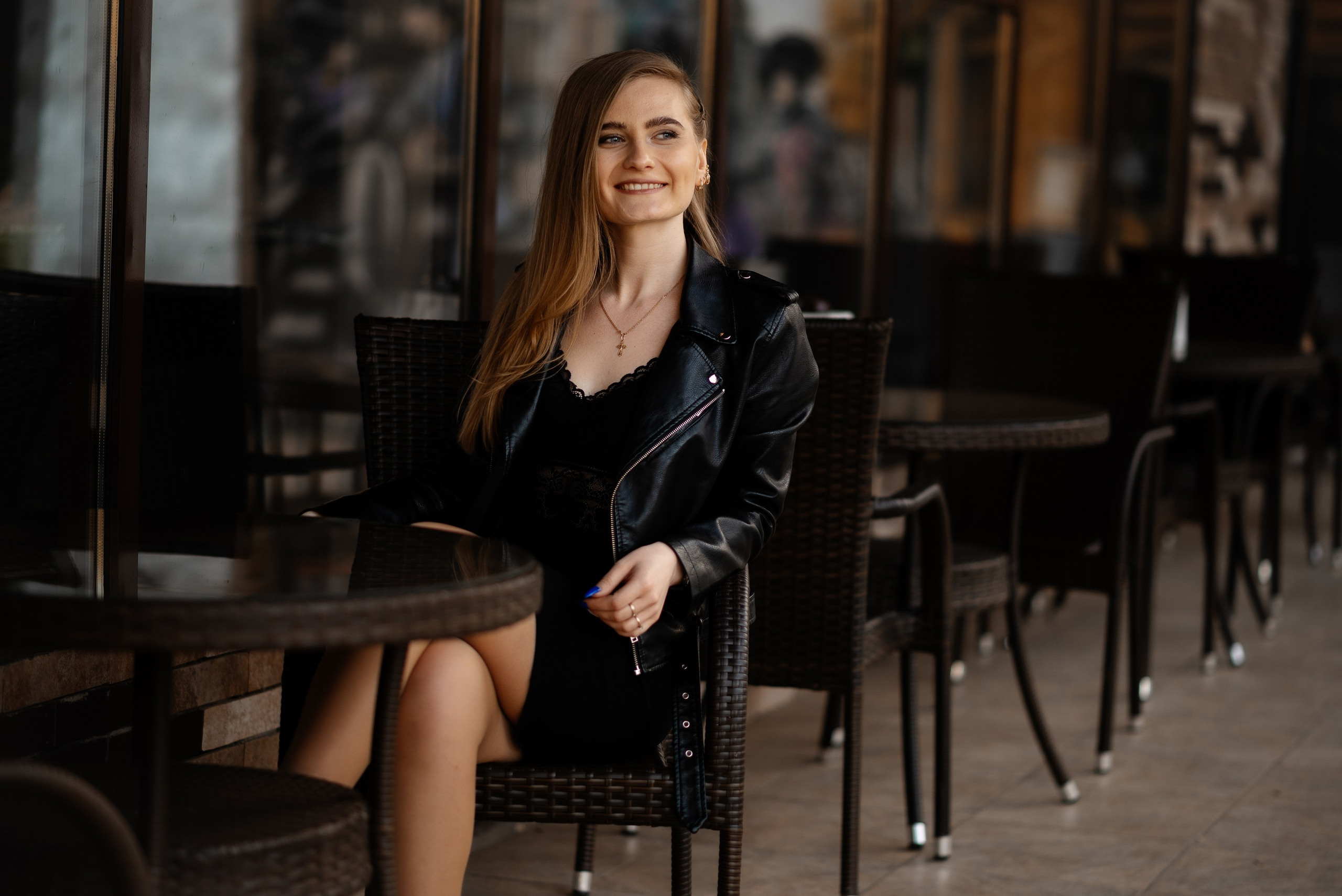 Кафе, ресторан, девушка