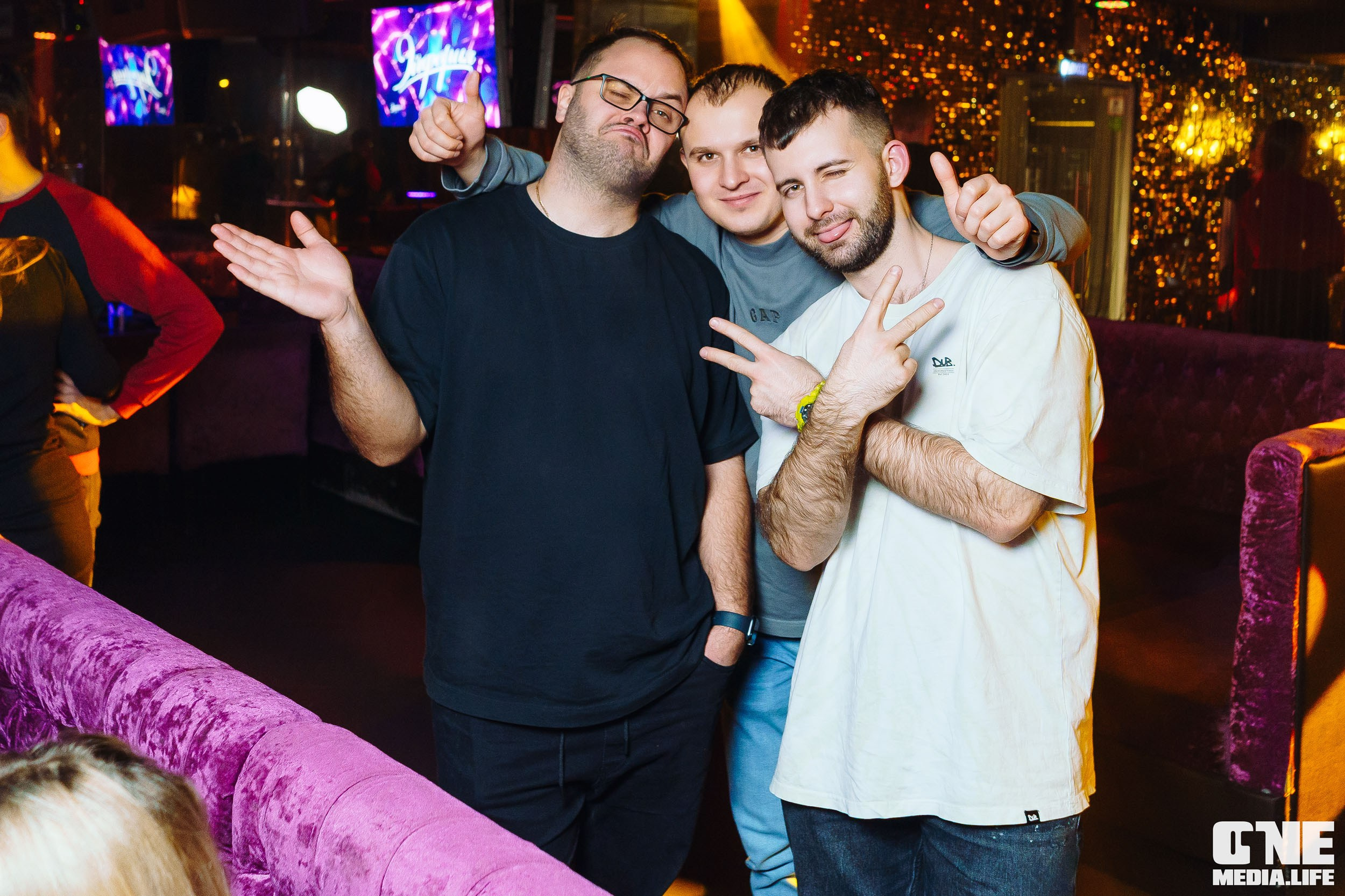 Фоторепортаж из караоке-клуба Эйфория. One Media Life: фоторепортажи, фотоотчеты с мероприятий и заведений