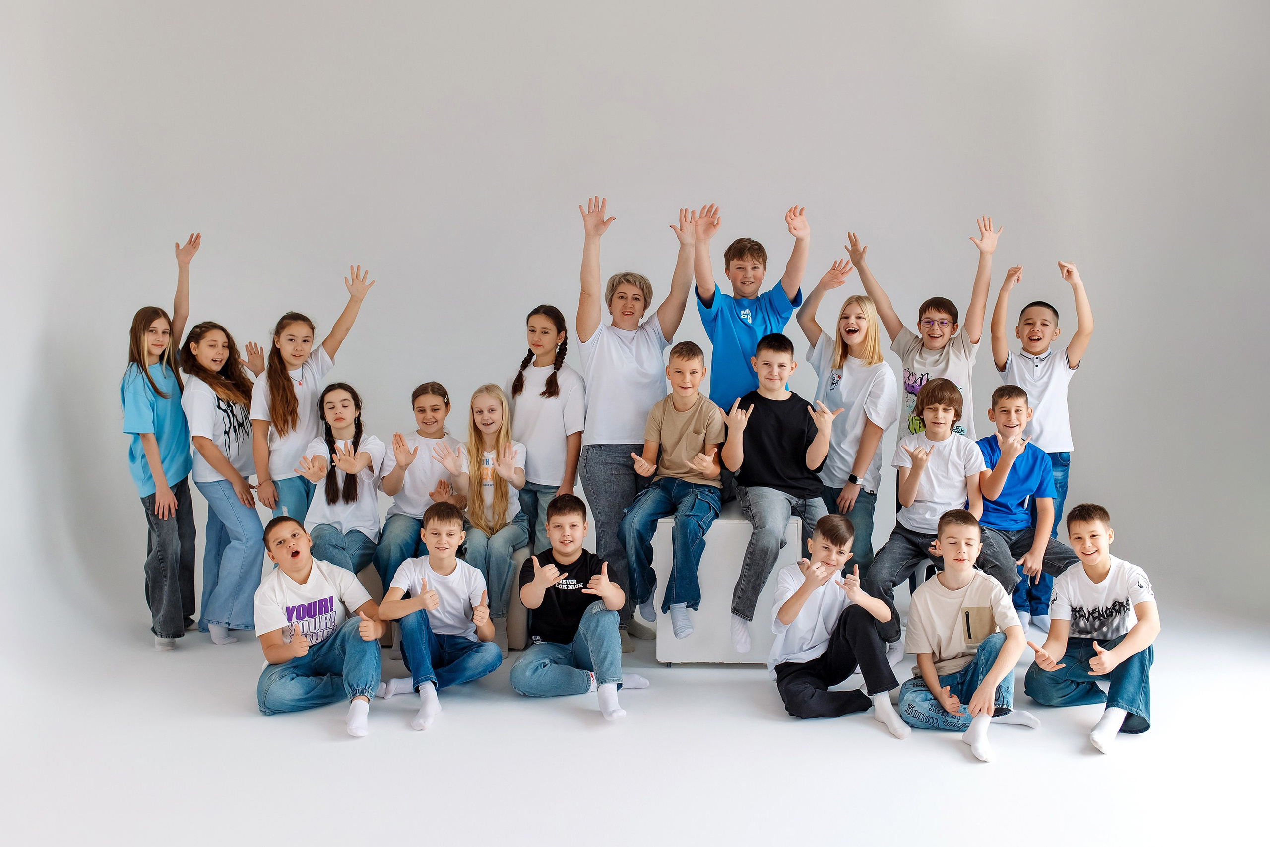 4 класс съемка в фотостудии. Фотограф Любовь Корниенко, Примоский край