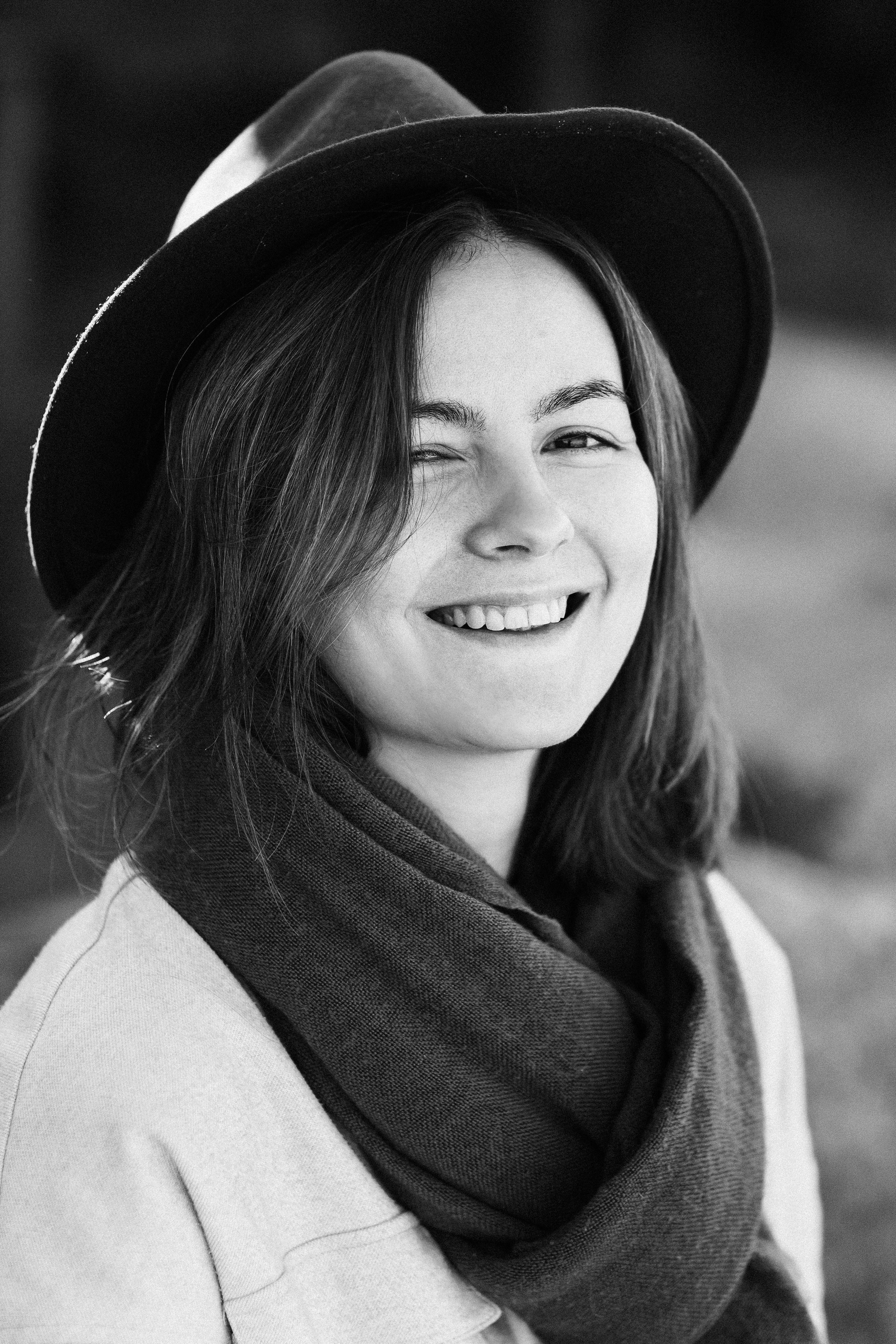 Юлия и осенняя Балтика. Фотограф Зеленоградск Красильникова Елена