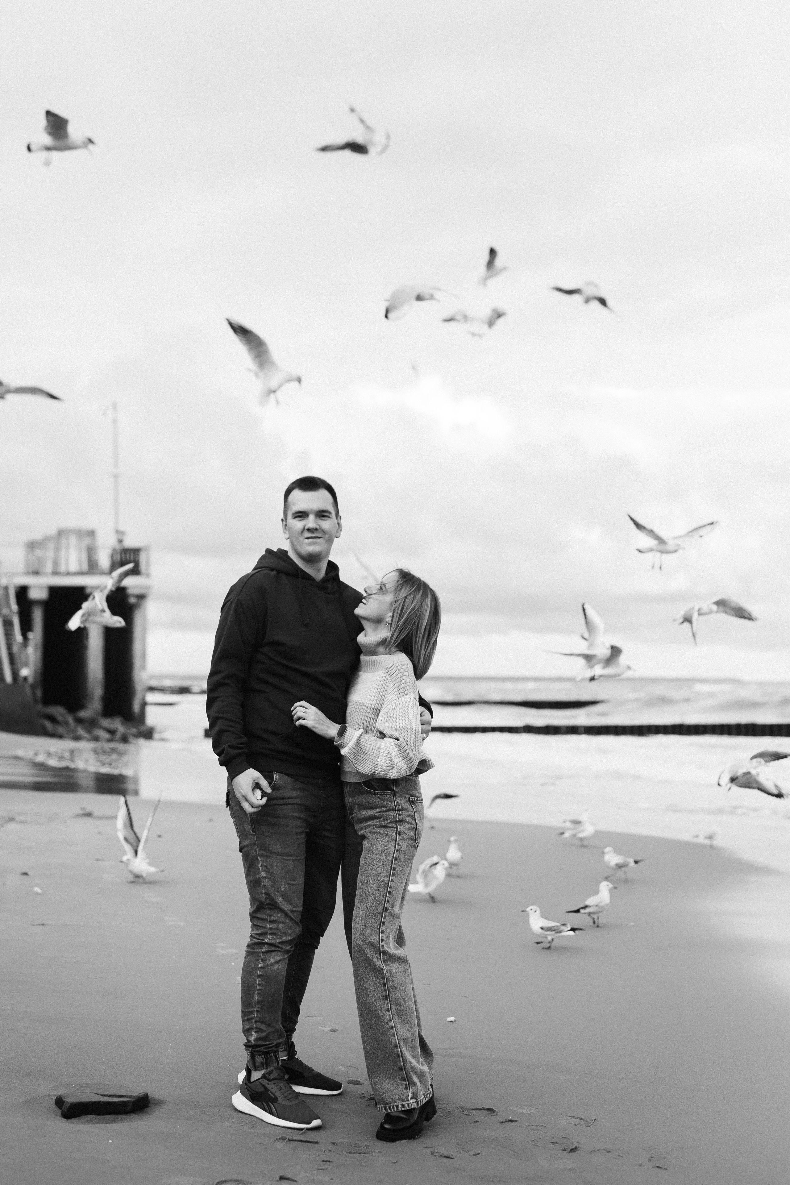 Александра с супругом и осенняя Балтика. Фотограф Зеленоградск Красильникова Елена