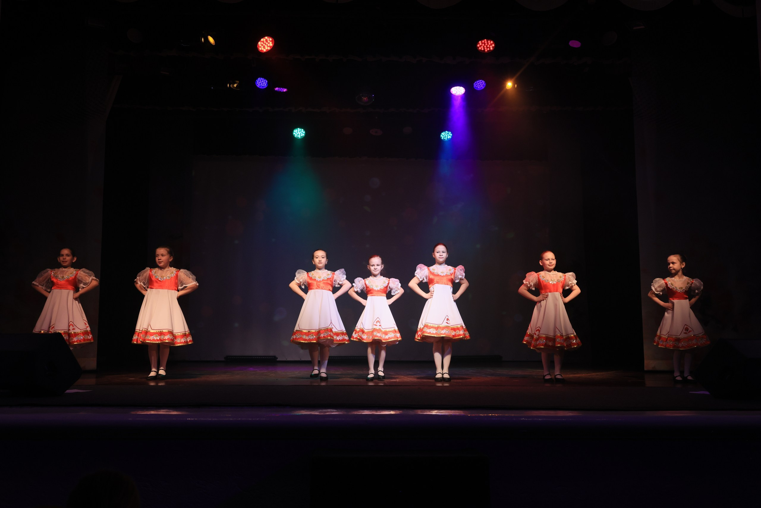 Концерт к 8 Марта в ДК «Металлург» г. Тула. Фотограф в Туле Крупский АнДРей. Фотостудия «КАДР71» в Туле