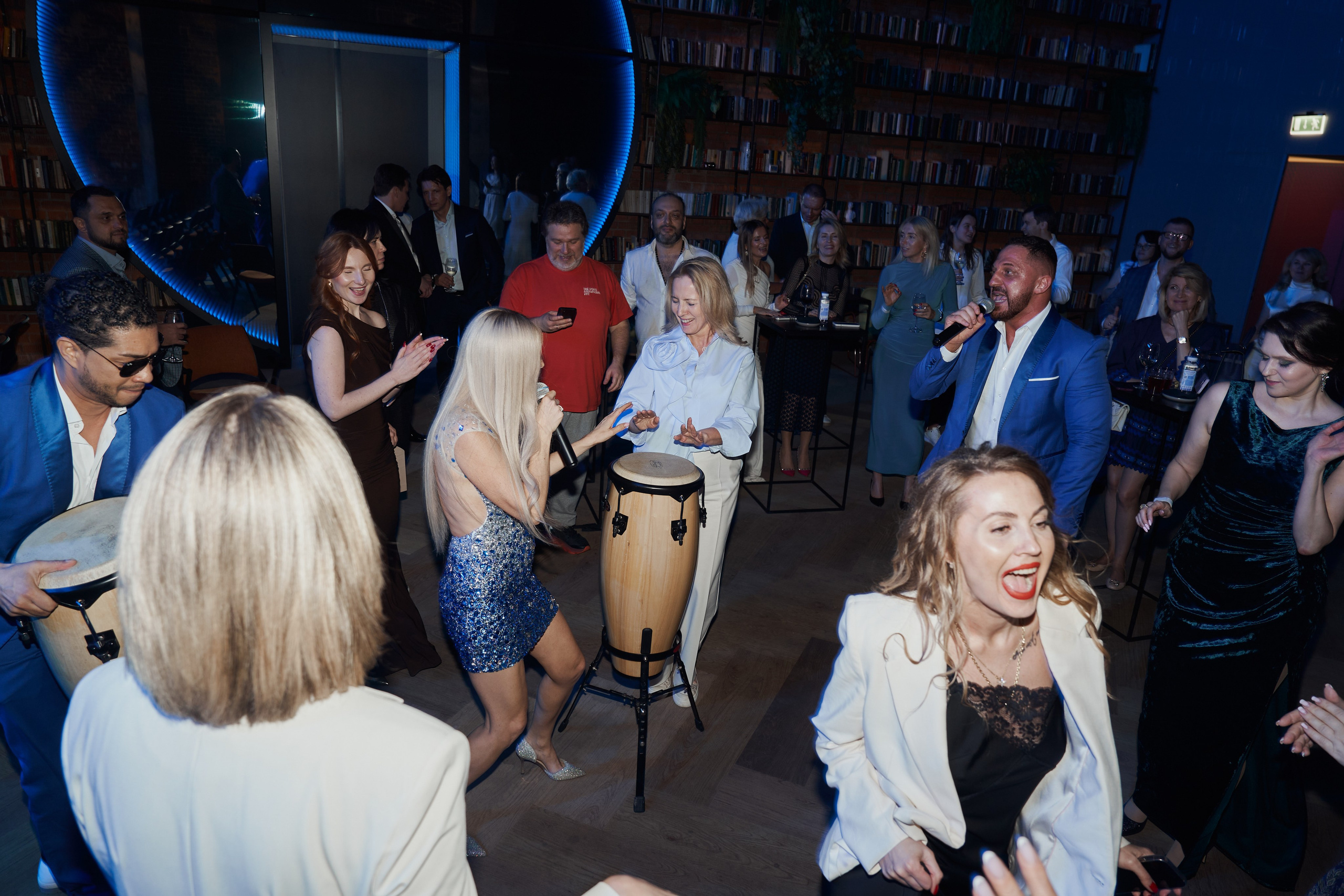 Клинике «Будь Здоров» 20 лет. Свадебный фотограф в Москве и Подмосковье Виктор Одинцов