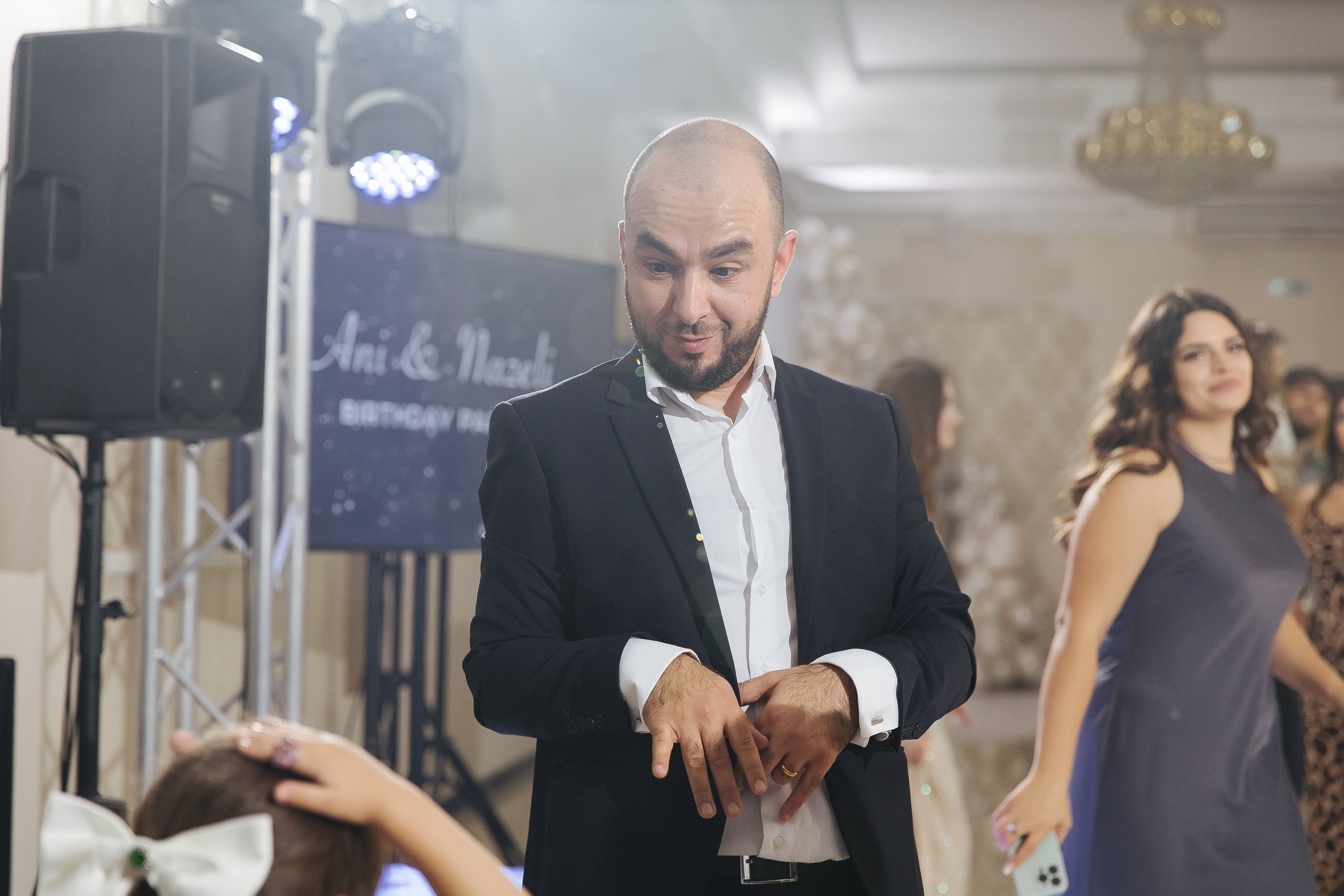 Ани и Назели. 35&5 День рождения, «Янтарь». Фотограф в Красноярске Надежда Воскресенская