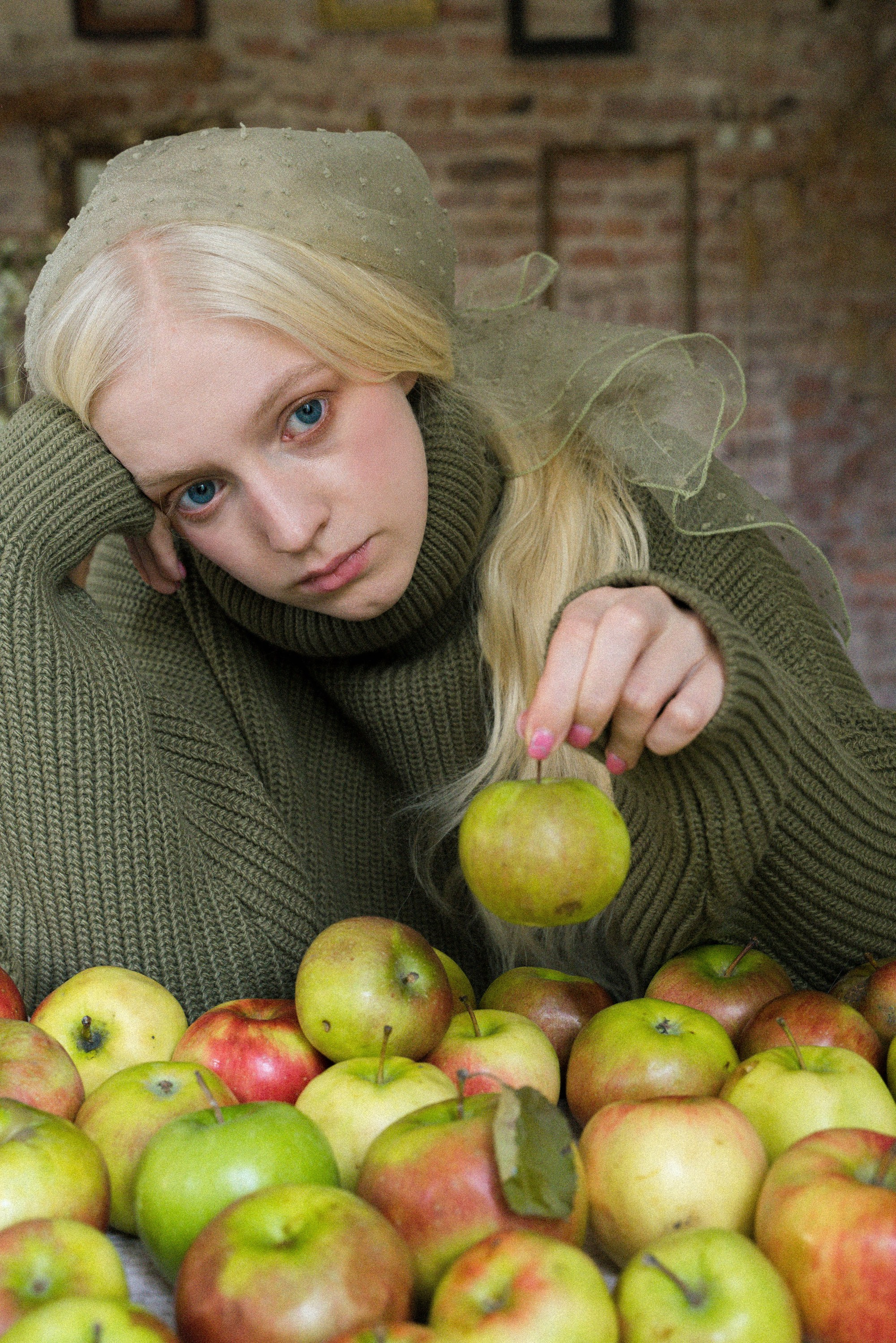 Е Л И З А В Е Т А. Арт фотограф и стилист Ульяна Терезникова