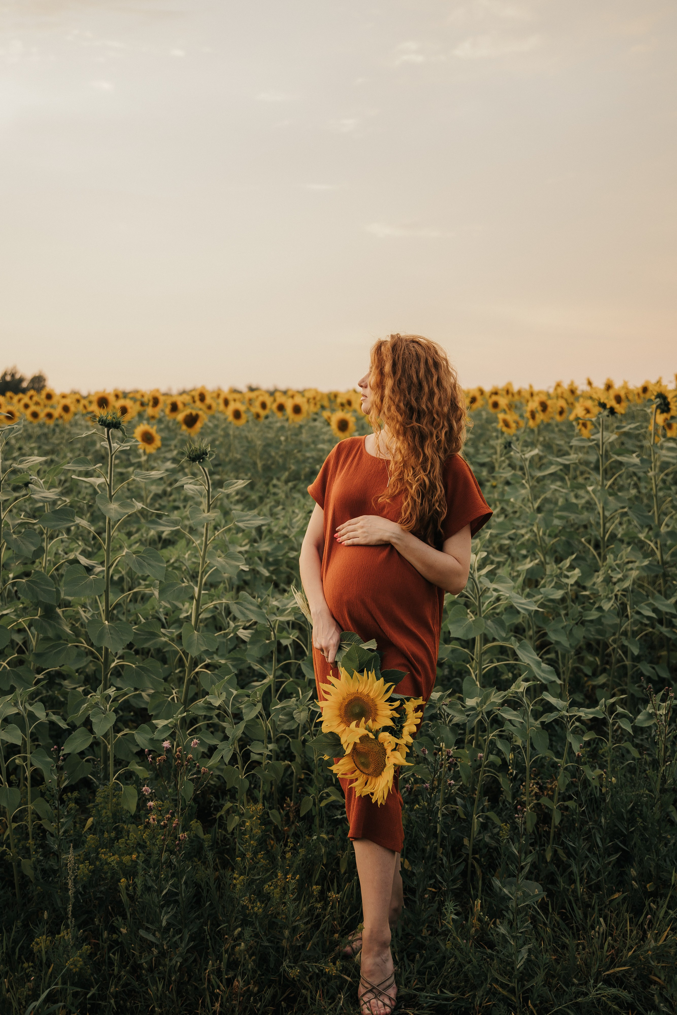 Лена и подсолнухи. Семейный и свадебный фотограф в Челябинске Юлия Софьина