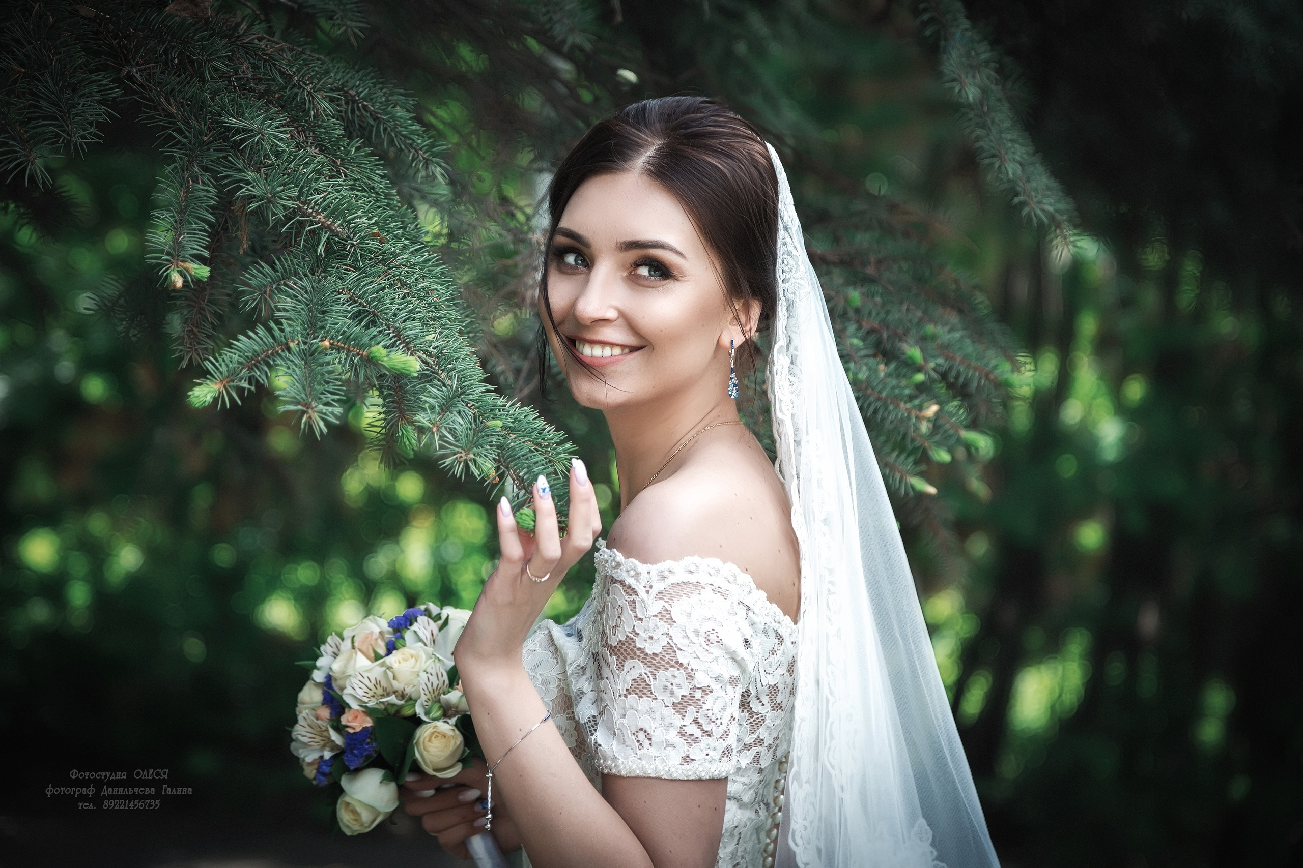 © Фотостудия "Олеся". Все права защищены. "Любое использование или копирование материалов или элементов дизайна сайта допускается только с разрешения правообладателя и со ссылкой на источник".