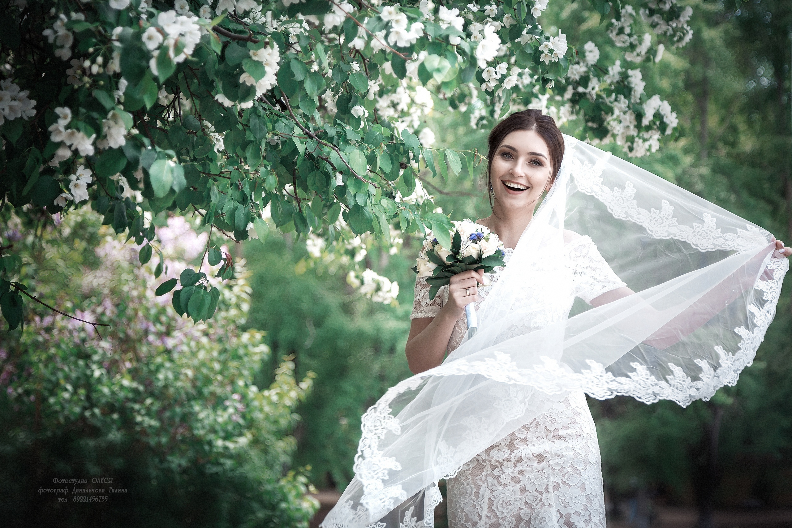 © Фотостудия "Олеся". Все права защищены. "Любое использование или копирование материалов или элементов дизайна сайта допускается только с разрешения правообладателя и со ссылкой на источник".