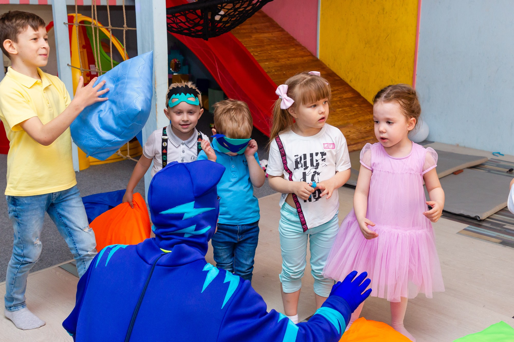 ДР Никиты в Castro club. Фотограф в Волгограде и Волжском Наталья Фирсова