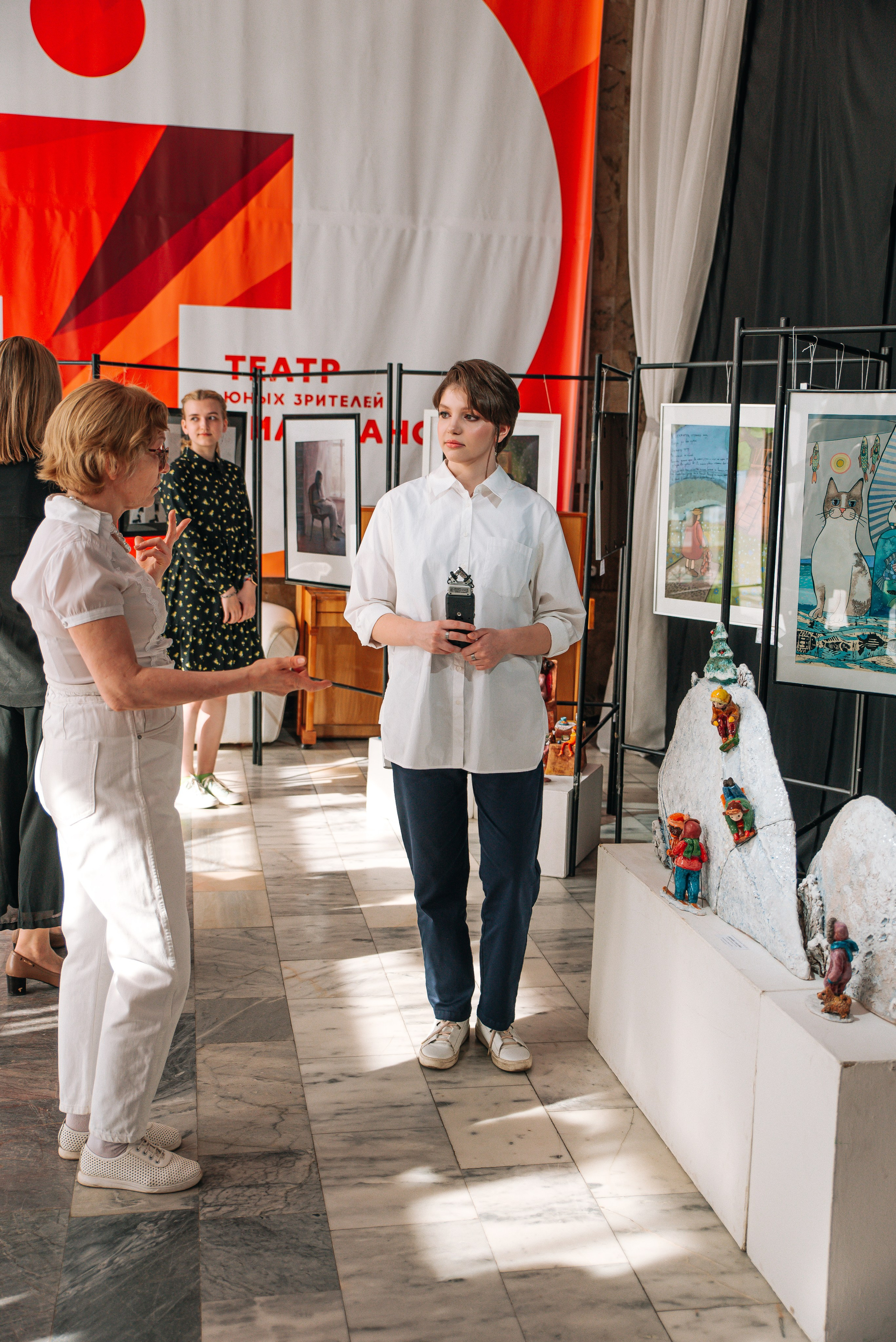 Выпускной в художественной школе. Главная