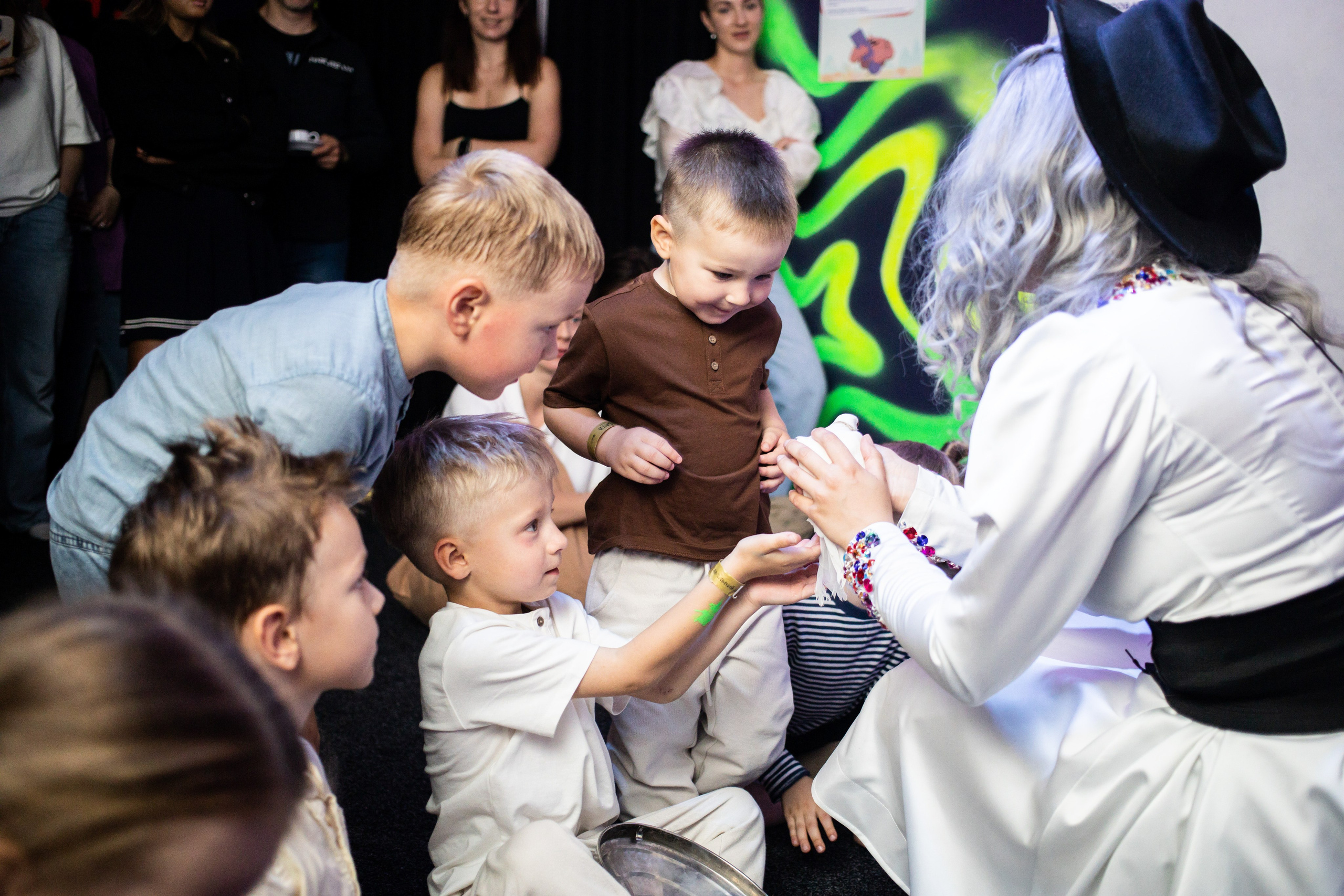 Марату 5. Фотографии с любовью