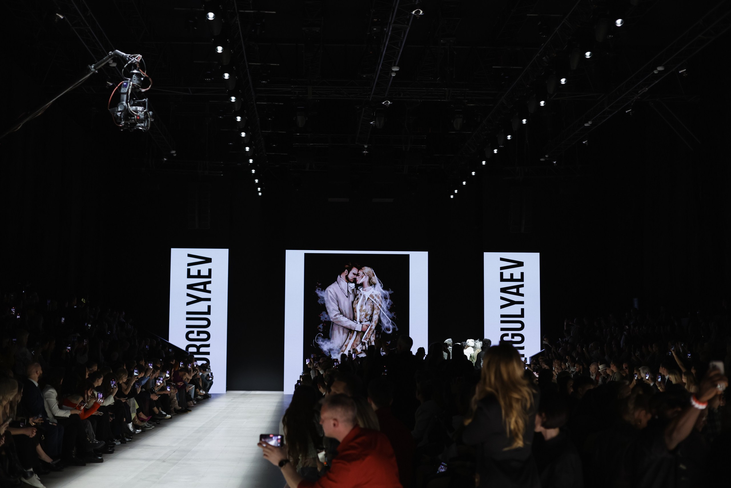 Показ IGOR GULYAEV — Moscow Fashion Week 19/03. Jane Kudryavtseva | MODEL PHOTO, PORTRAIT & EVENTS