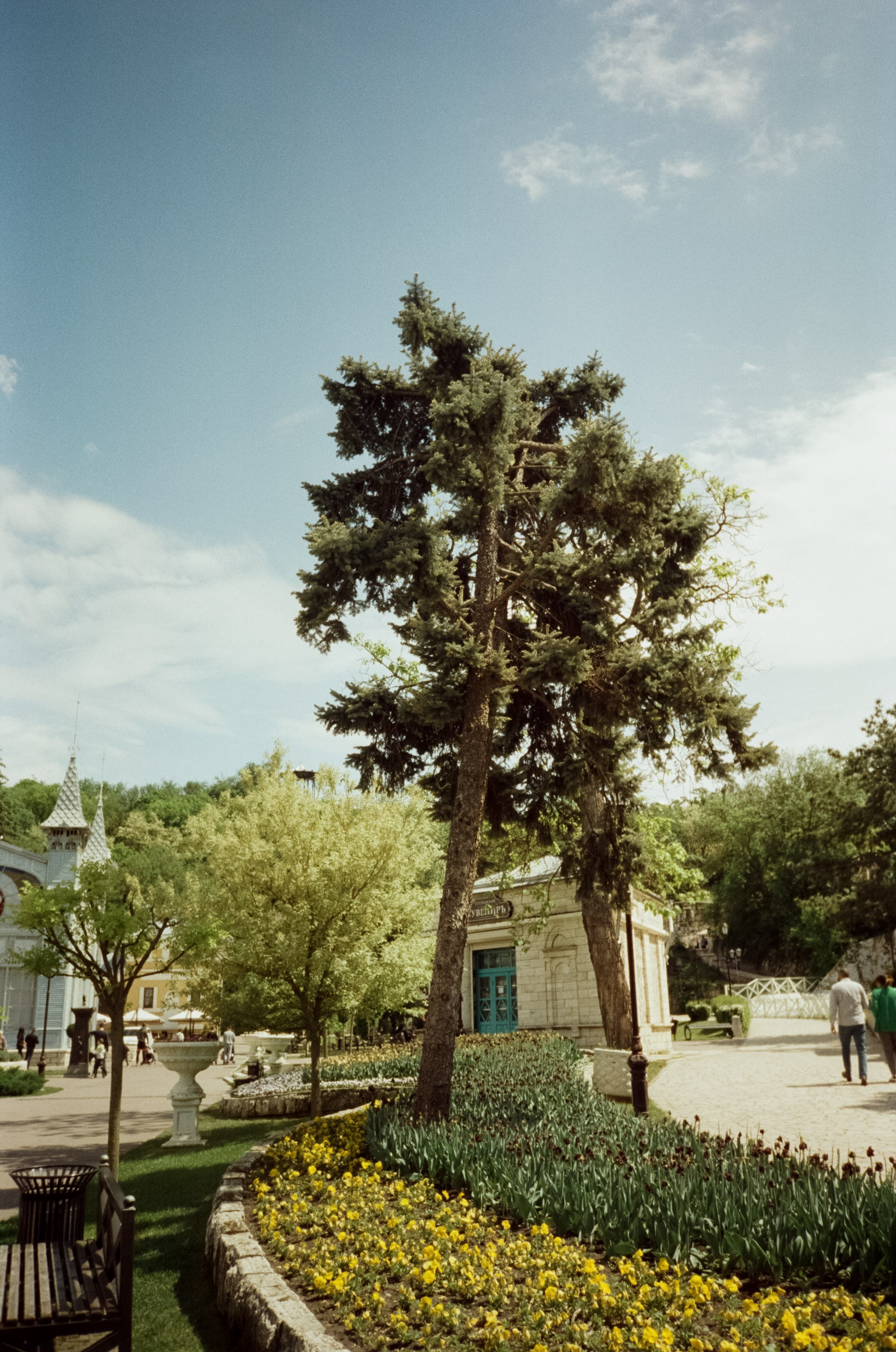 Остап Бендер, озеро Провал и парк Цветник в Пятигорске. Фотограф-документалист Мария Осокина