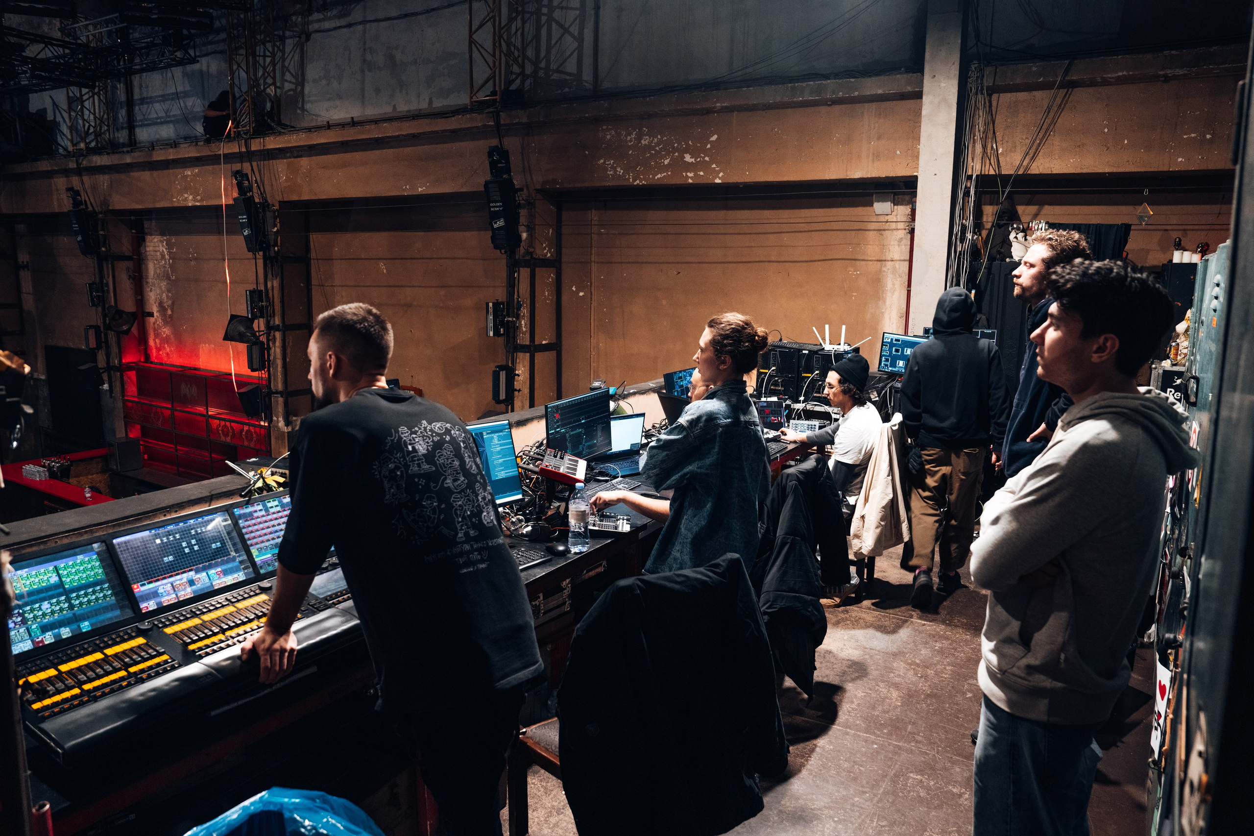 Ø Backstage, SILA SVETA. @tomrus: Рустам Шагиморданов — фотограф