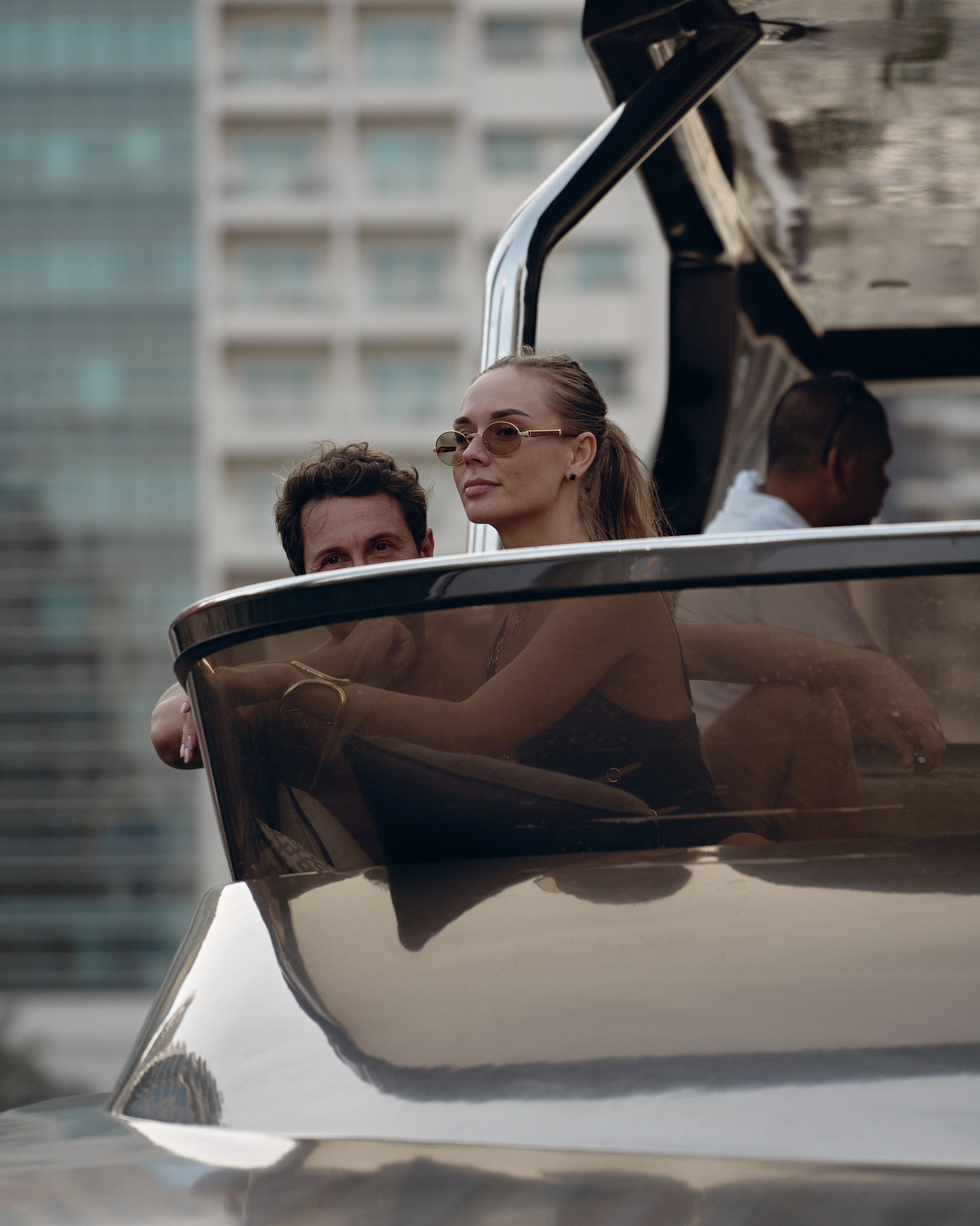 PAVEL DEREVYANKO. NOIZOMAX Художественный фотограф в Дубай