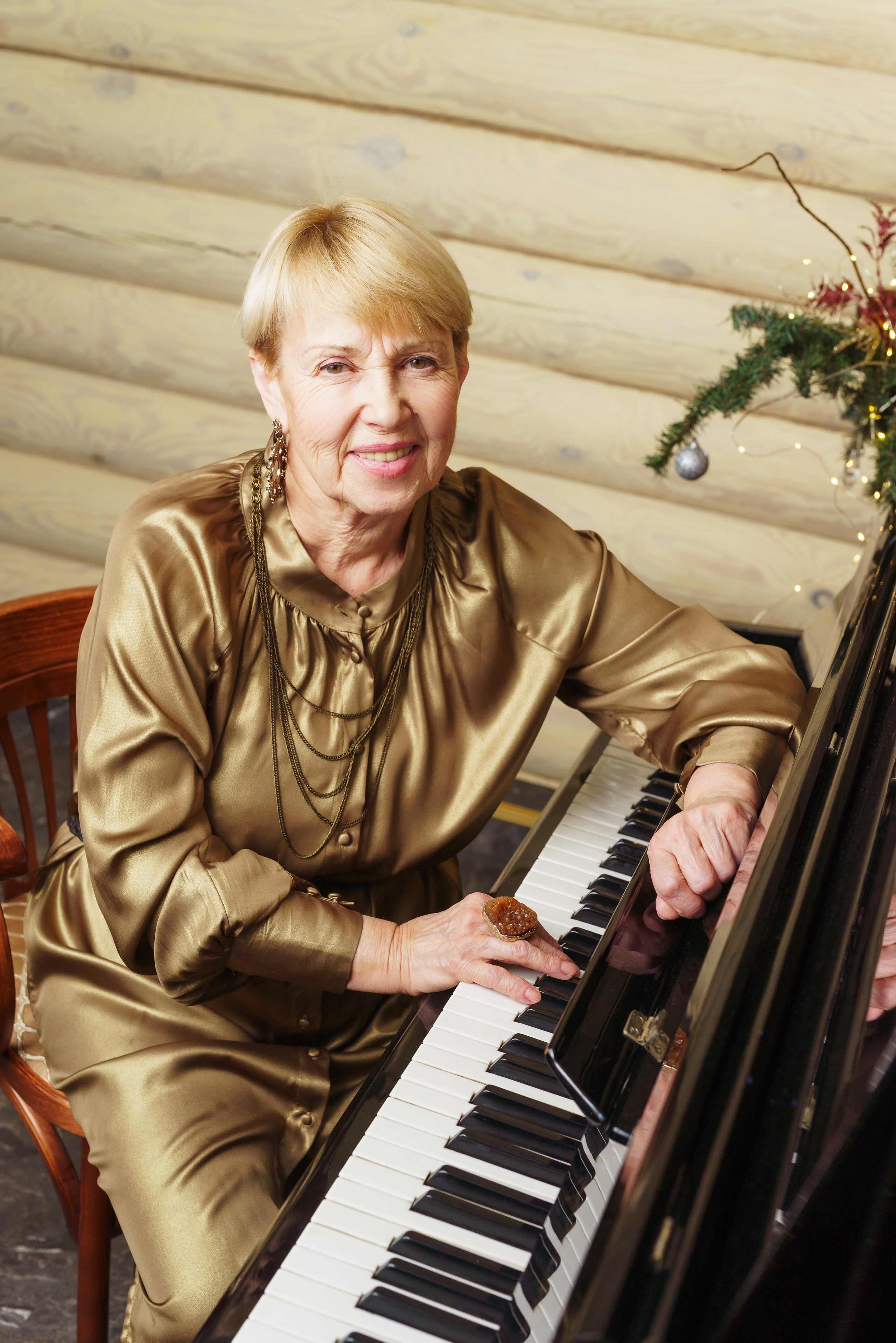 Фотосессия в подарок для мамы!. Студия коммерческой съемки ХВОЯ