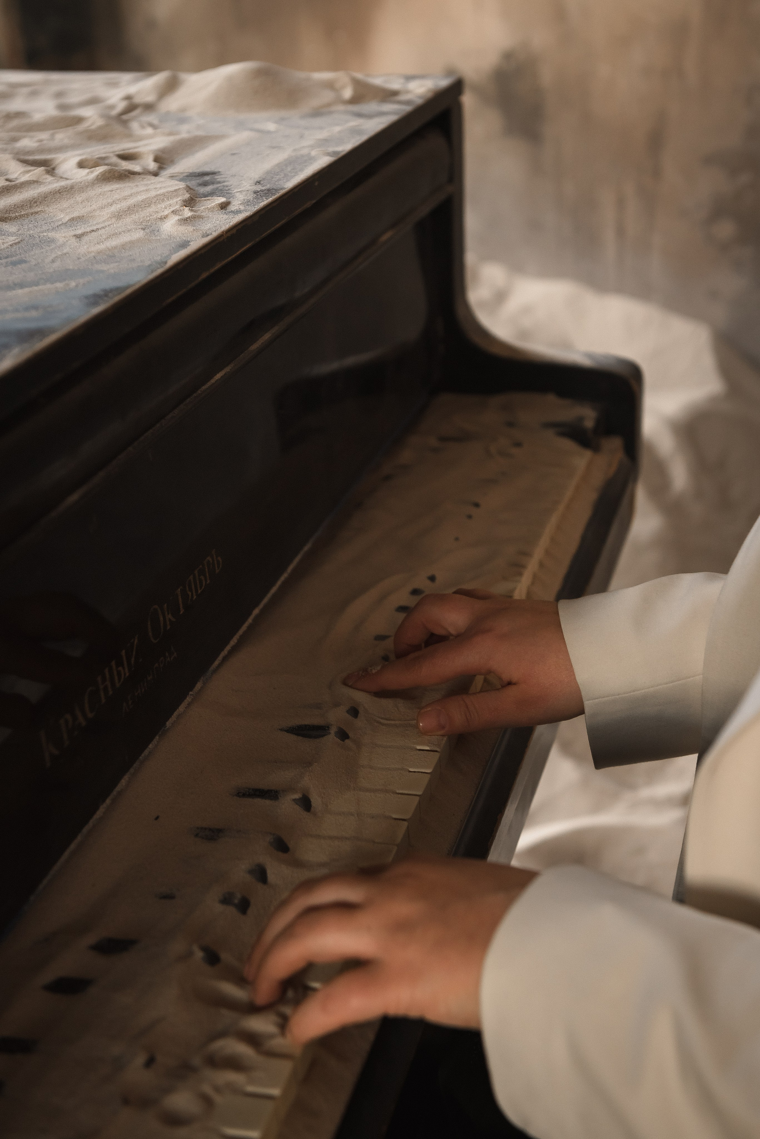 Съемка с песком. КОНТЕНТ |БРЕНД фотограф Санкт-Петербург — Жанна Олтаржевская